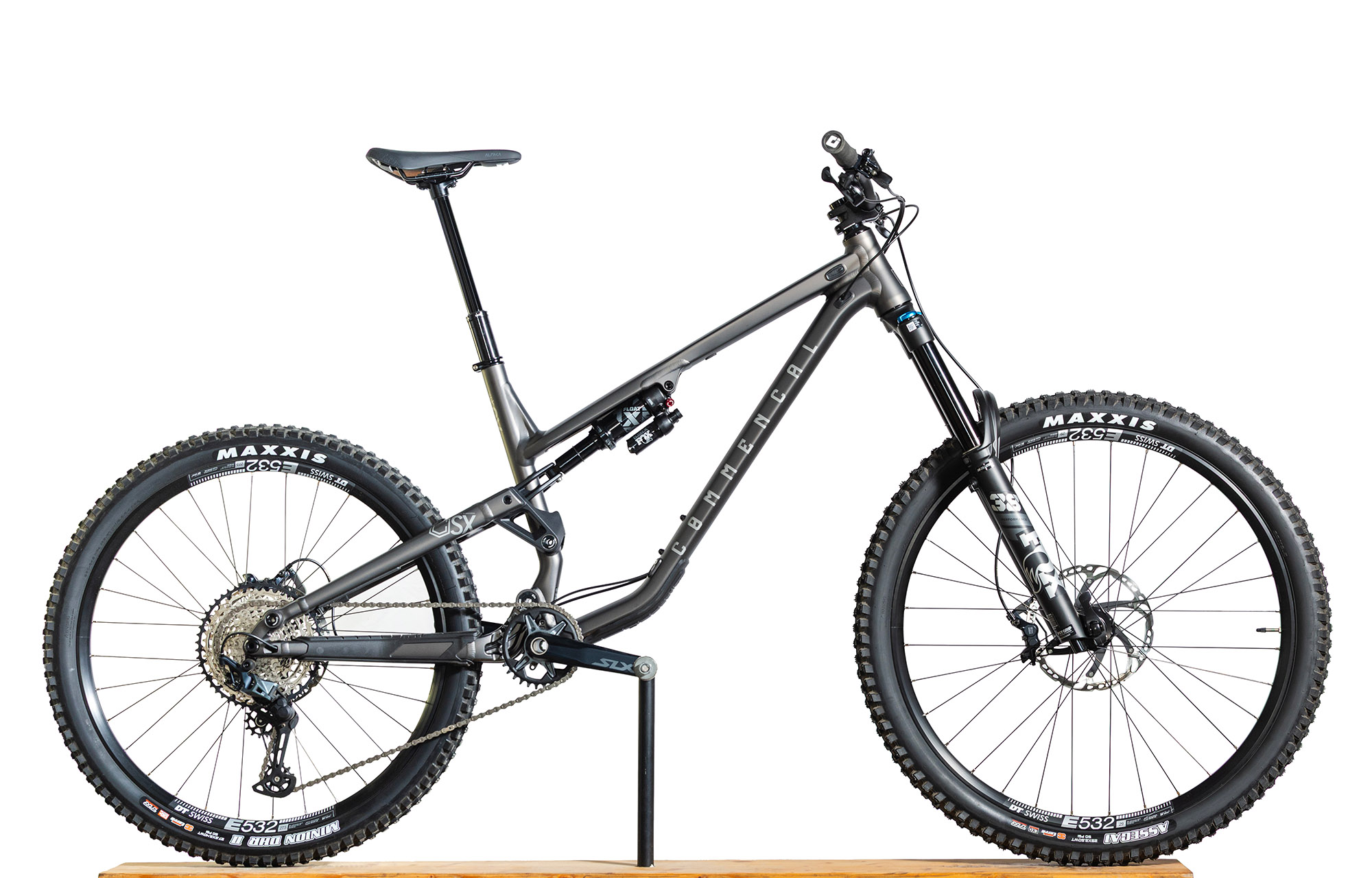 COMMENCAL META SX V4 ESSENTIAL DARK SLATE - XL (22135404) image number null