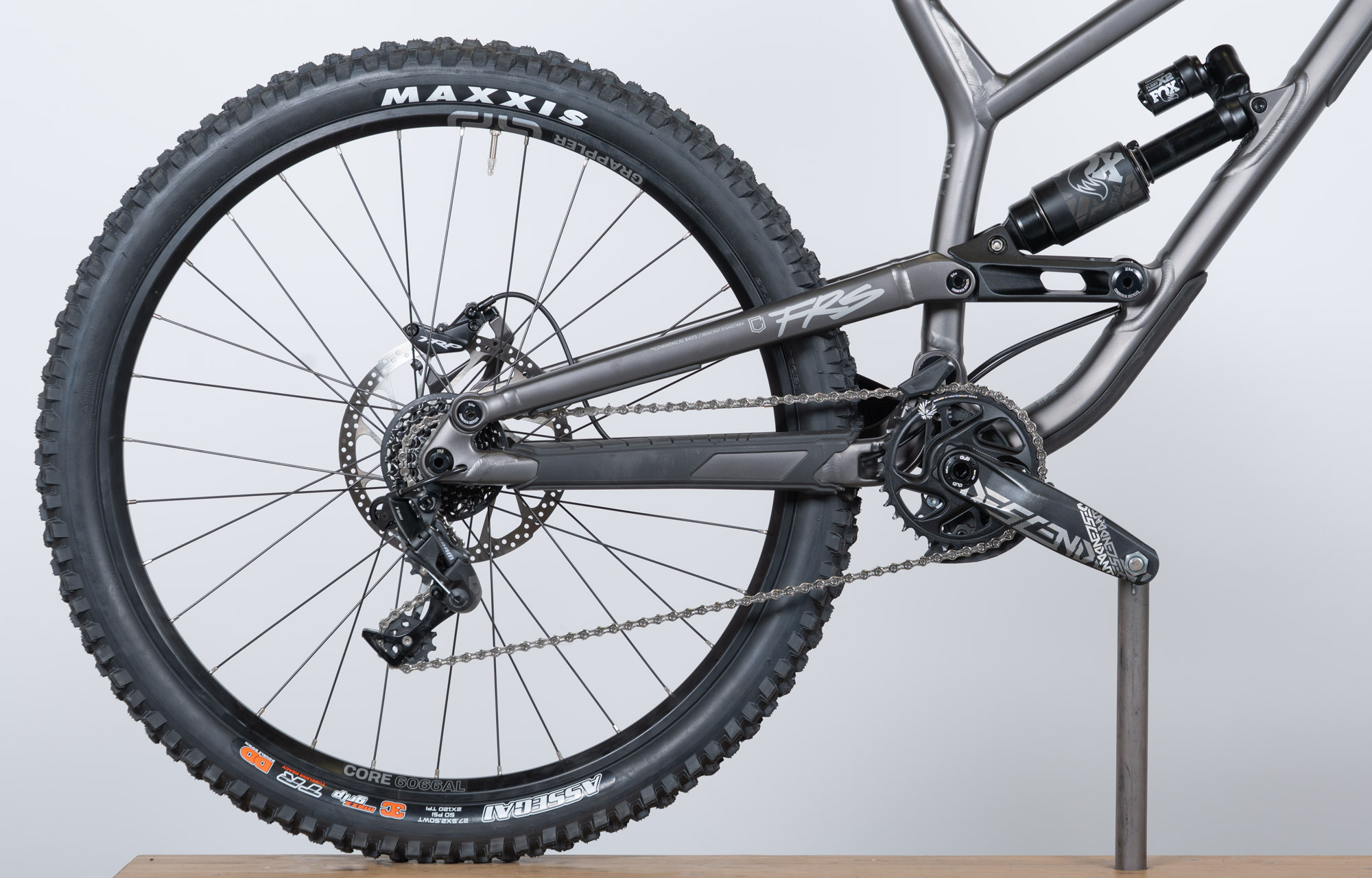 COMMENCAL FRS ESSENTIAL DARK SLATE - M (22151902) image cover number large 0