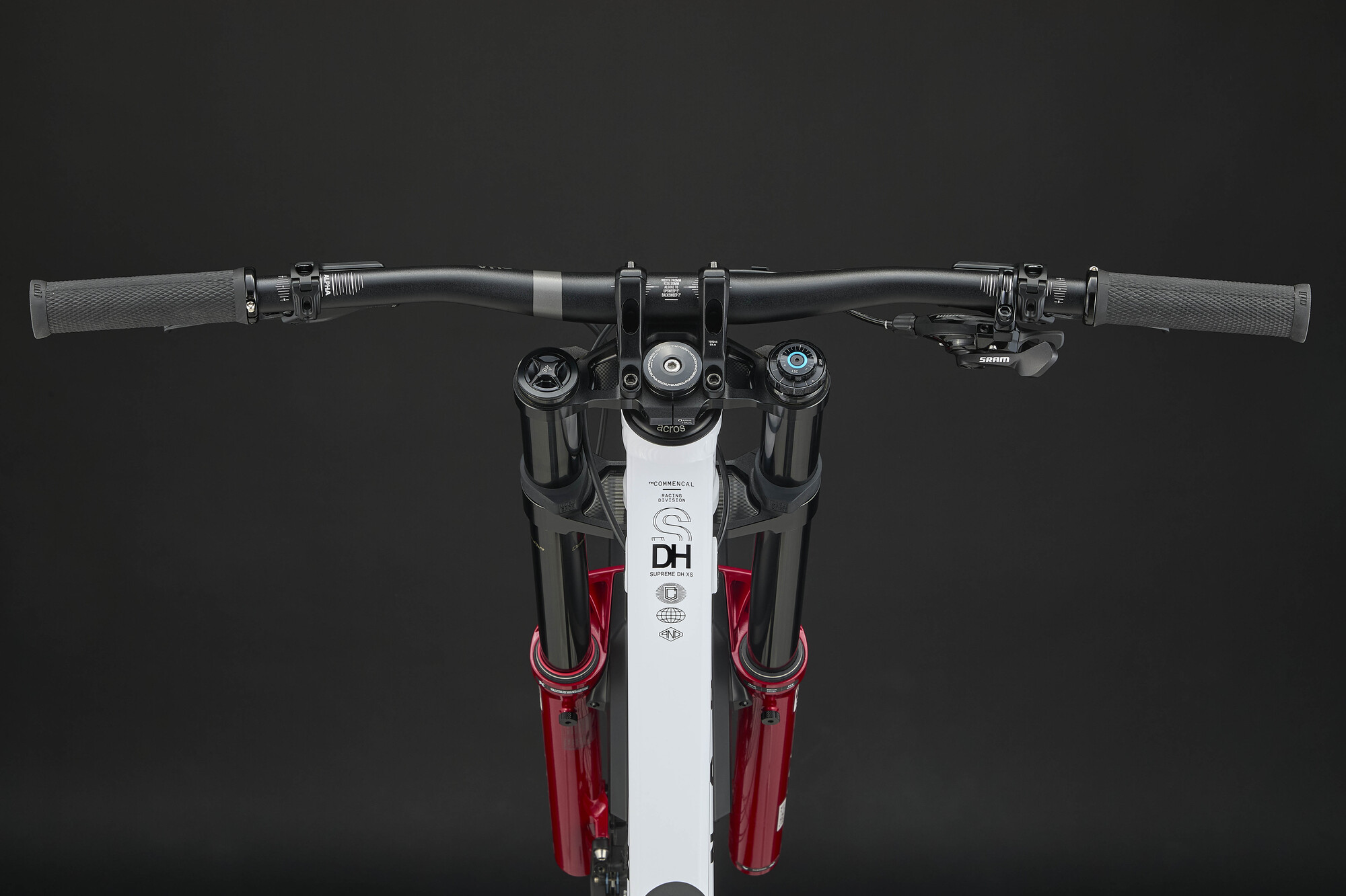 COMMENCAL SUPREME DH V5 XS PURE WHITE 2026 image number null