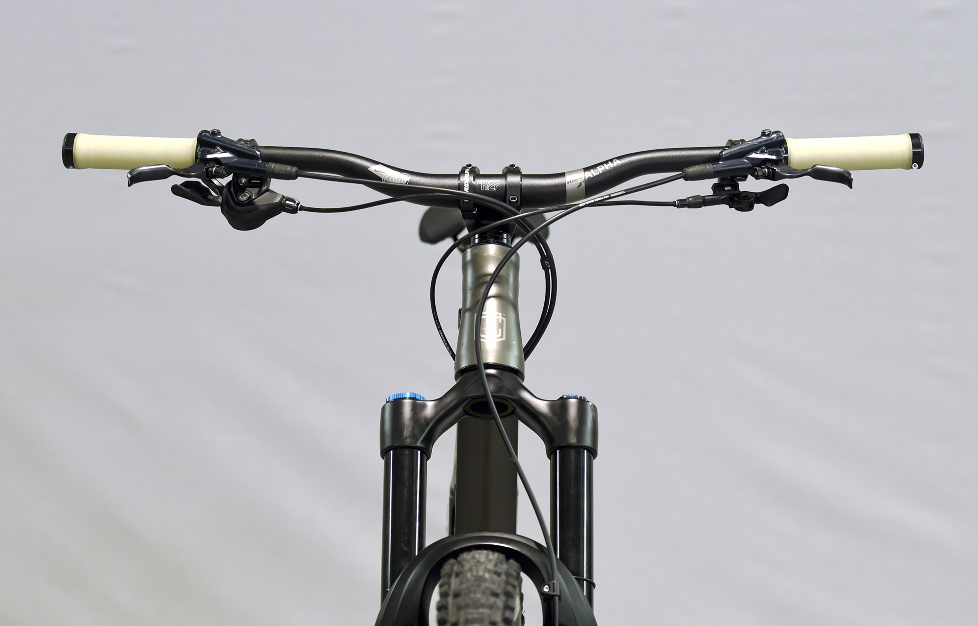 COMMENCAL META SX V4 ESSENTIAL DARK SLATE - M (22130602) image number null