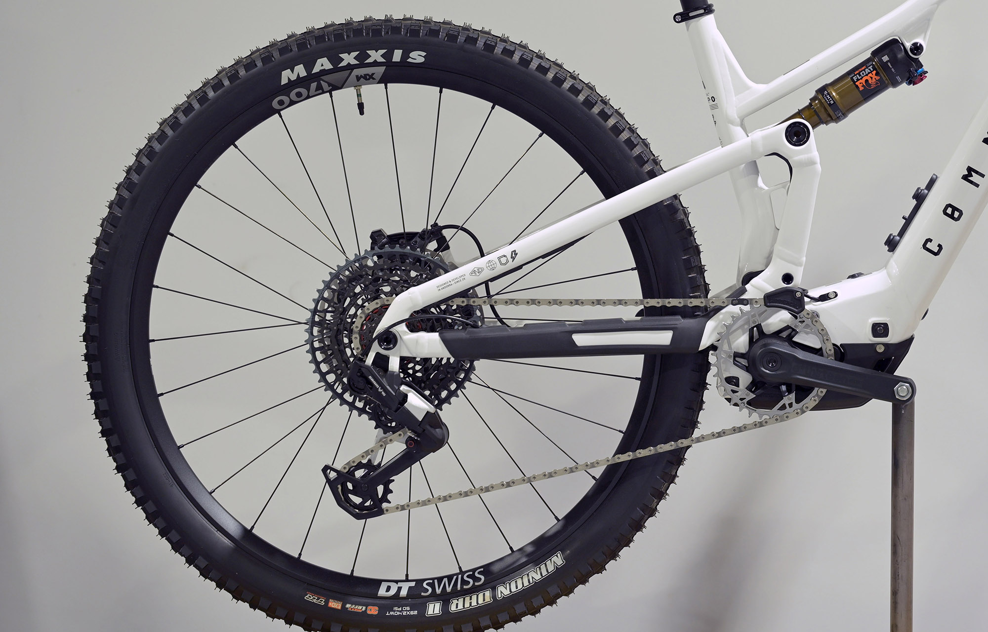 COMMENCAL T.E.M.P.O. POWER SIGNATURE EAGLE 90 - M (25120602) 0 km image cover number large 0