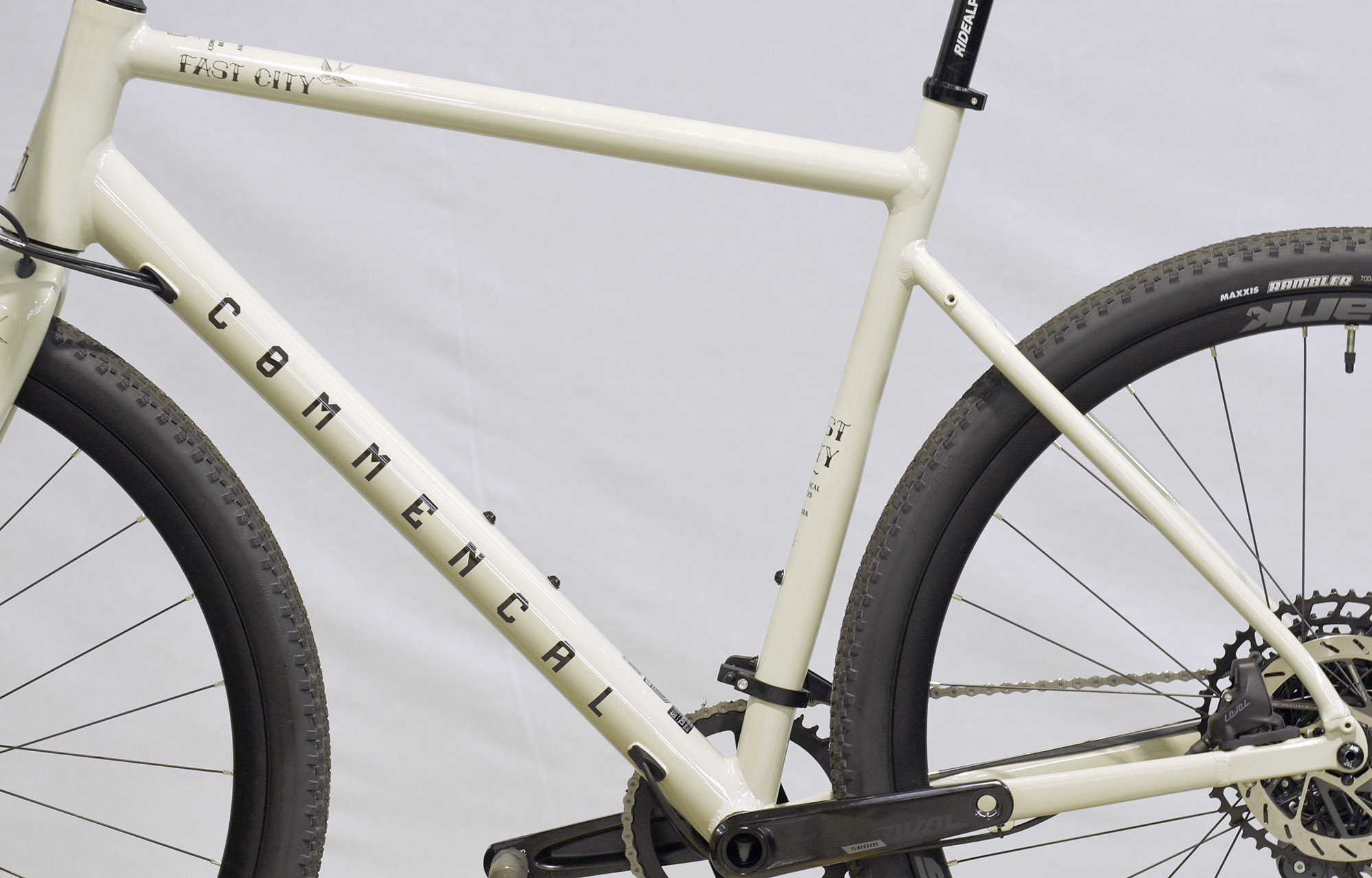 COMMENCAL FCB ESSENTIAL CHALK - L (23160103) image number null