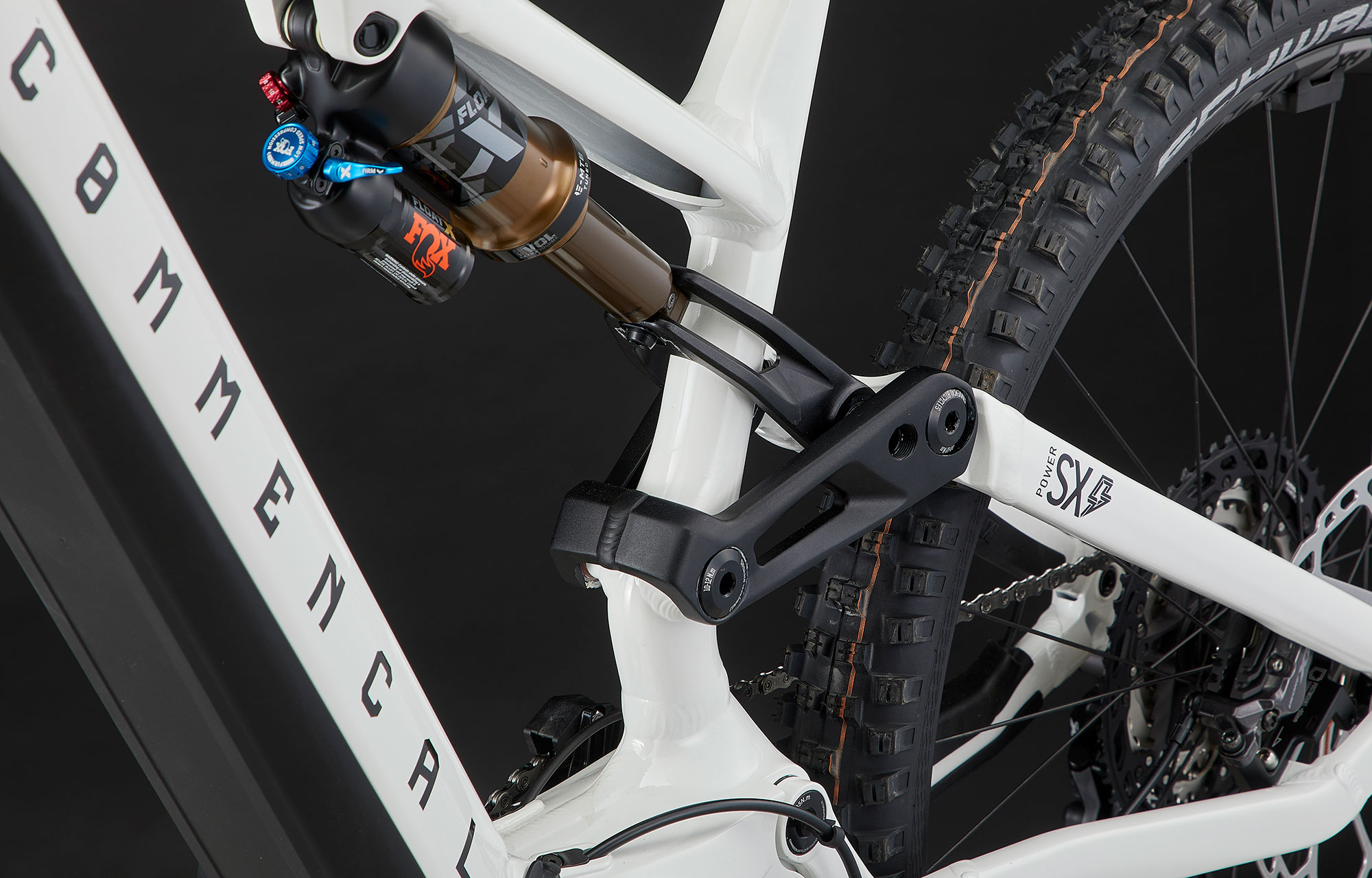 COMMENCAL META POWER SX BOSCH SIGNATURE PURE WHITE image number null