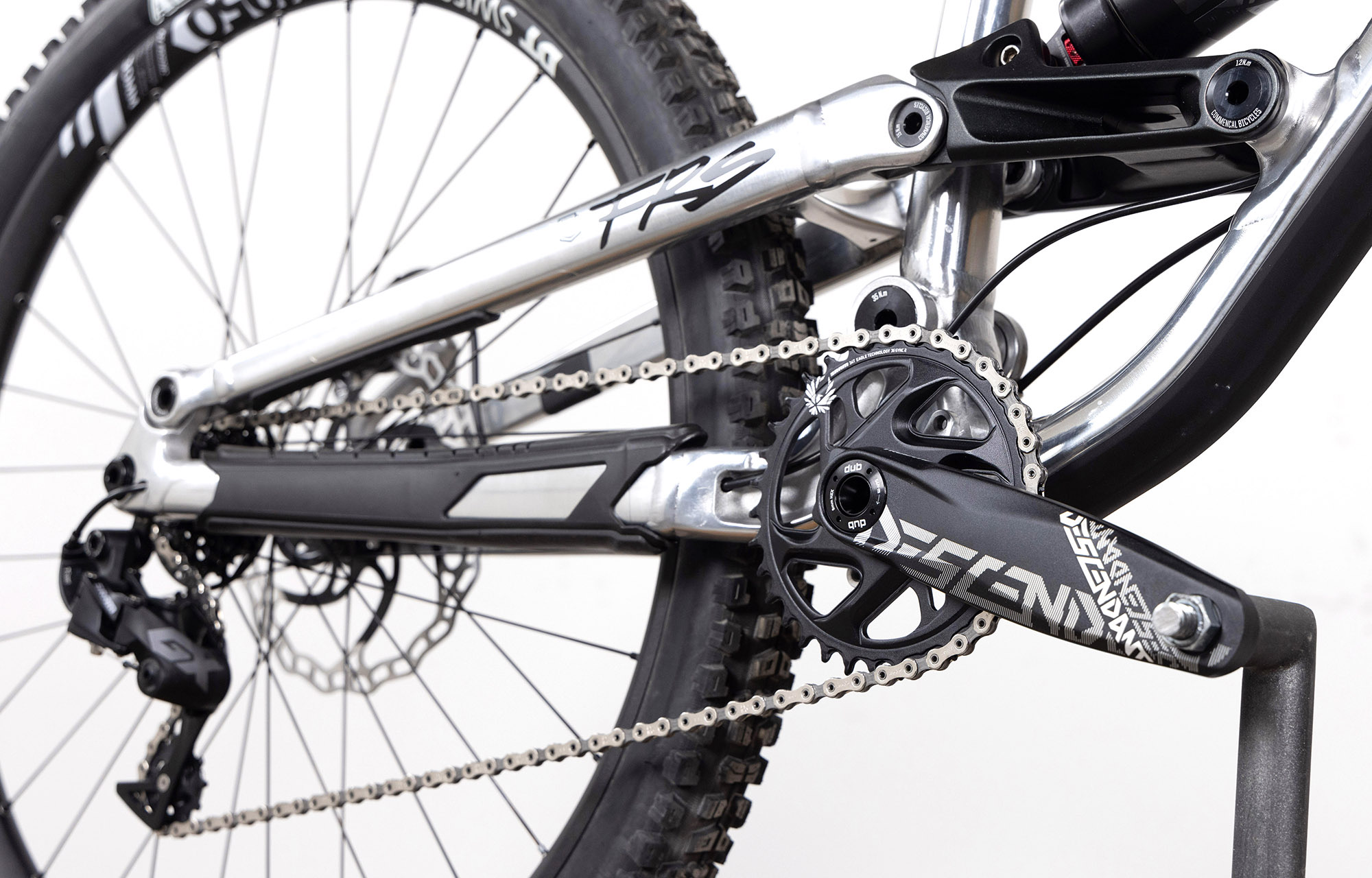 COMMENCAL FRS ALC HIGH POLISHED image large number 2