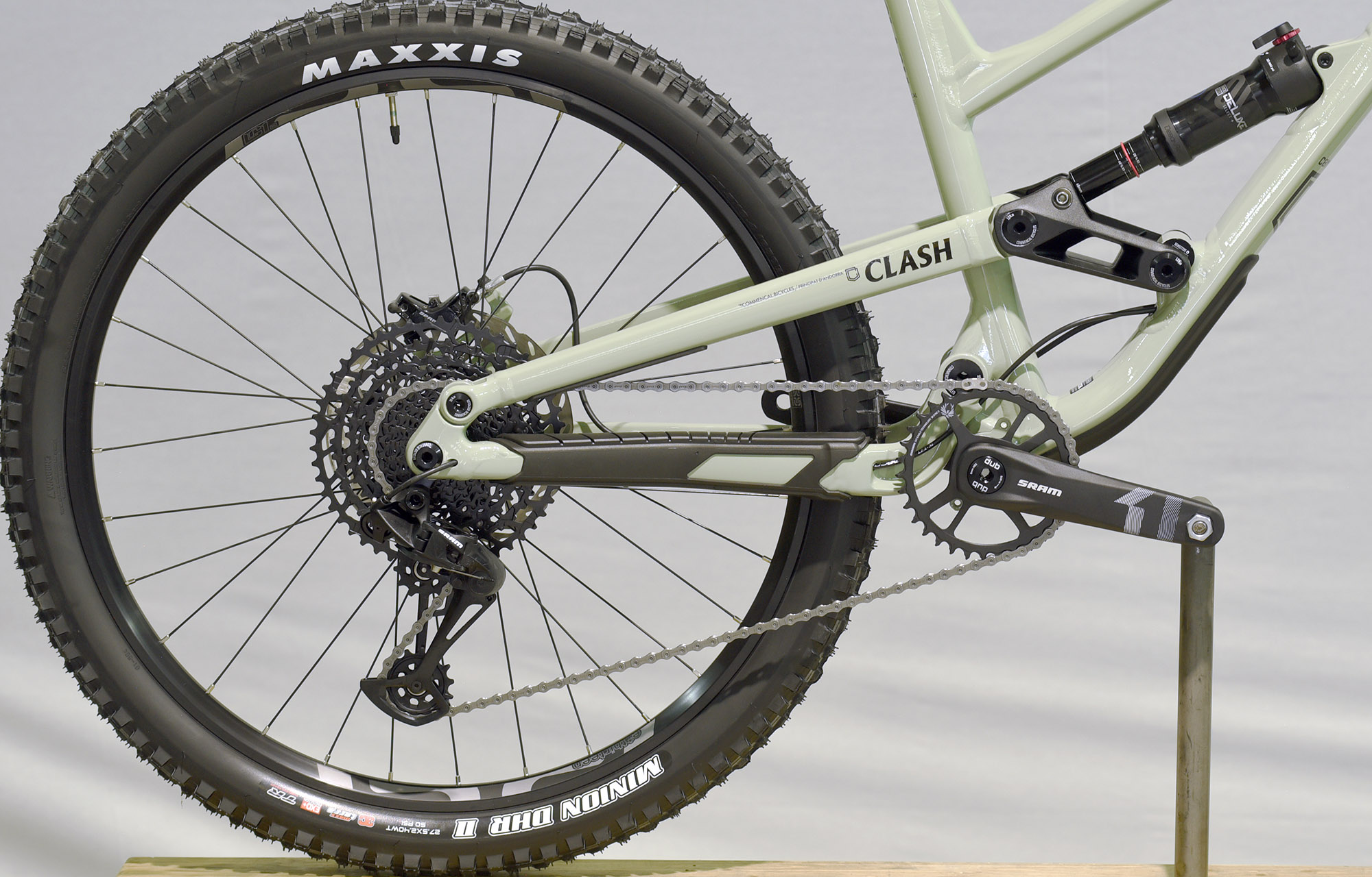 COMMENCAL CLASH ORIGIN HERITAGE GREEN - L (22131103) image number null