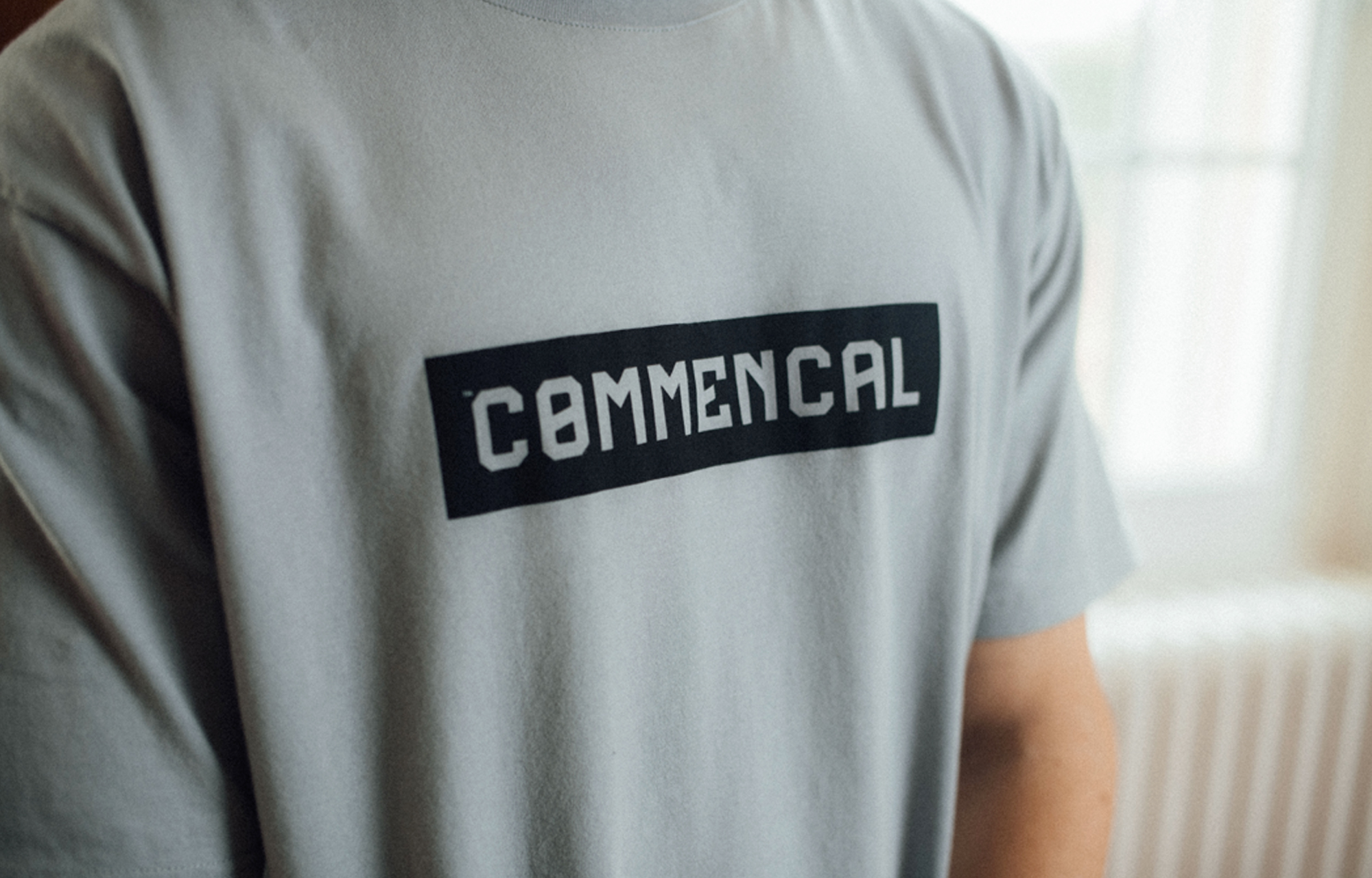 T-SHIRT COMMENCAL REGULAR FIT CORPORATE LIGHT GREY image number 3