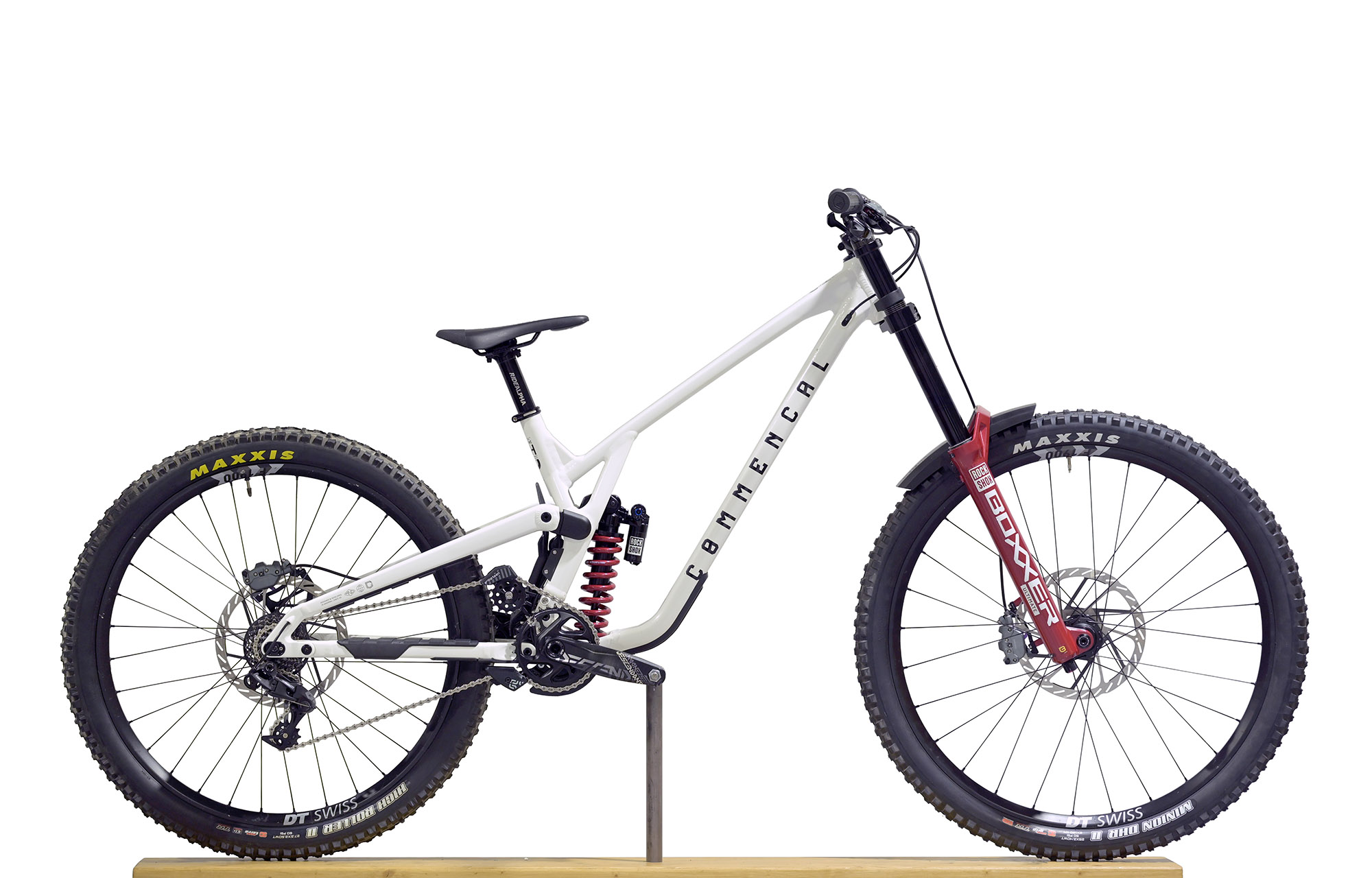 COMMENCAL SUPREME DH V5 ROCKSHOX PURE WHITE - L (24157103) image number null