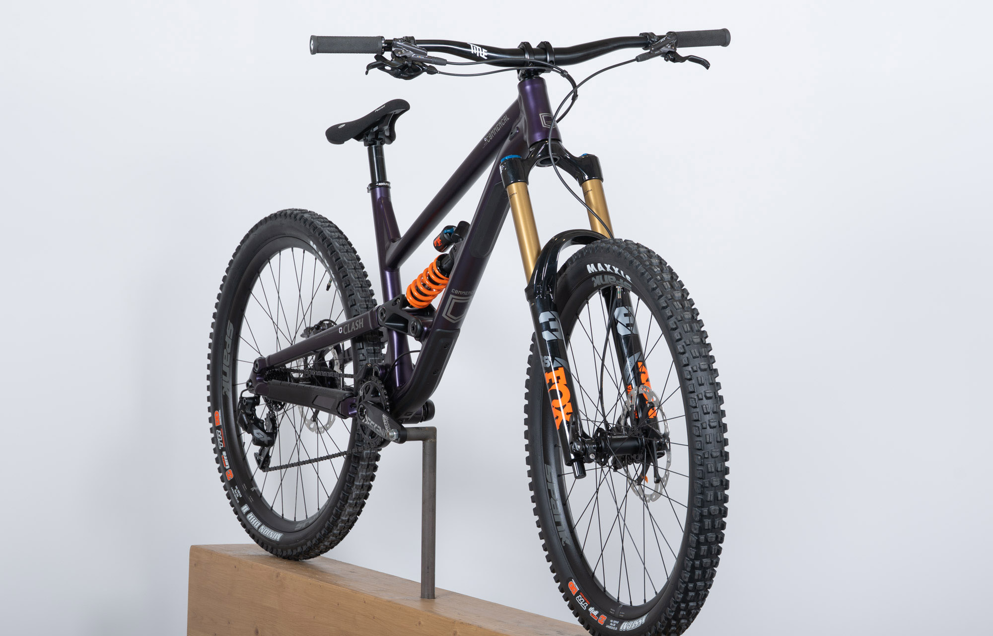 COMMENCAL CLASH PARK EDITION METALLIC PURPLE - L (22131703) image cover number large 2