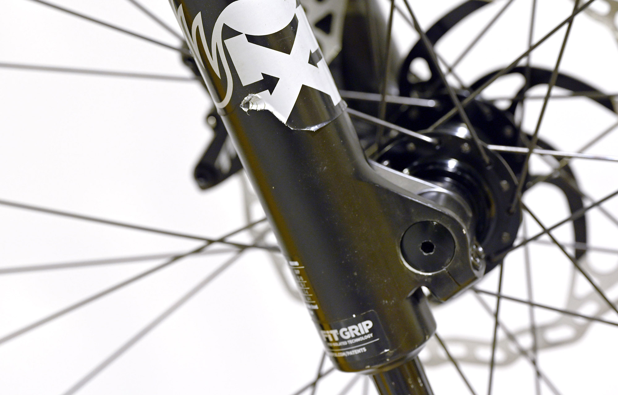COMMENCAL FRS ESSENTIAL PURE WHITE - M (22150502) image number null