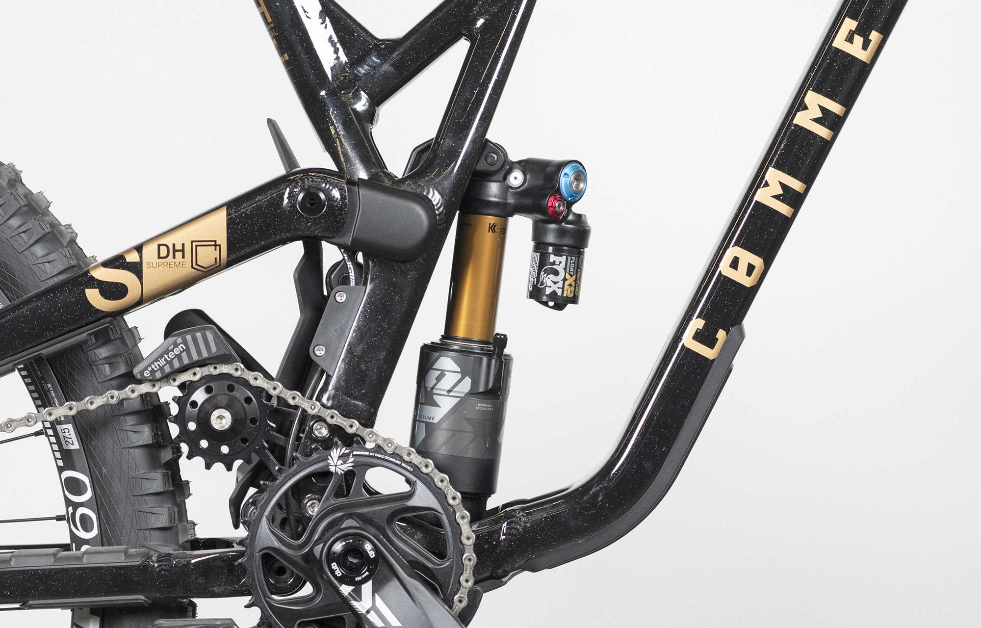 COMMENCAL SUPREME DH V5 SIGNATURE GLITTERY BLACK ALC - M (22102058) image number null