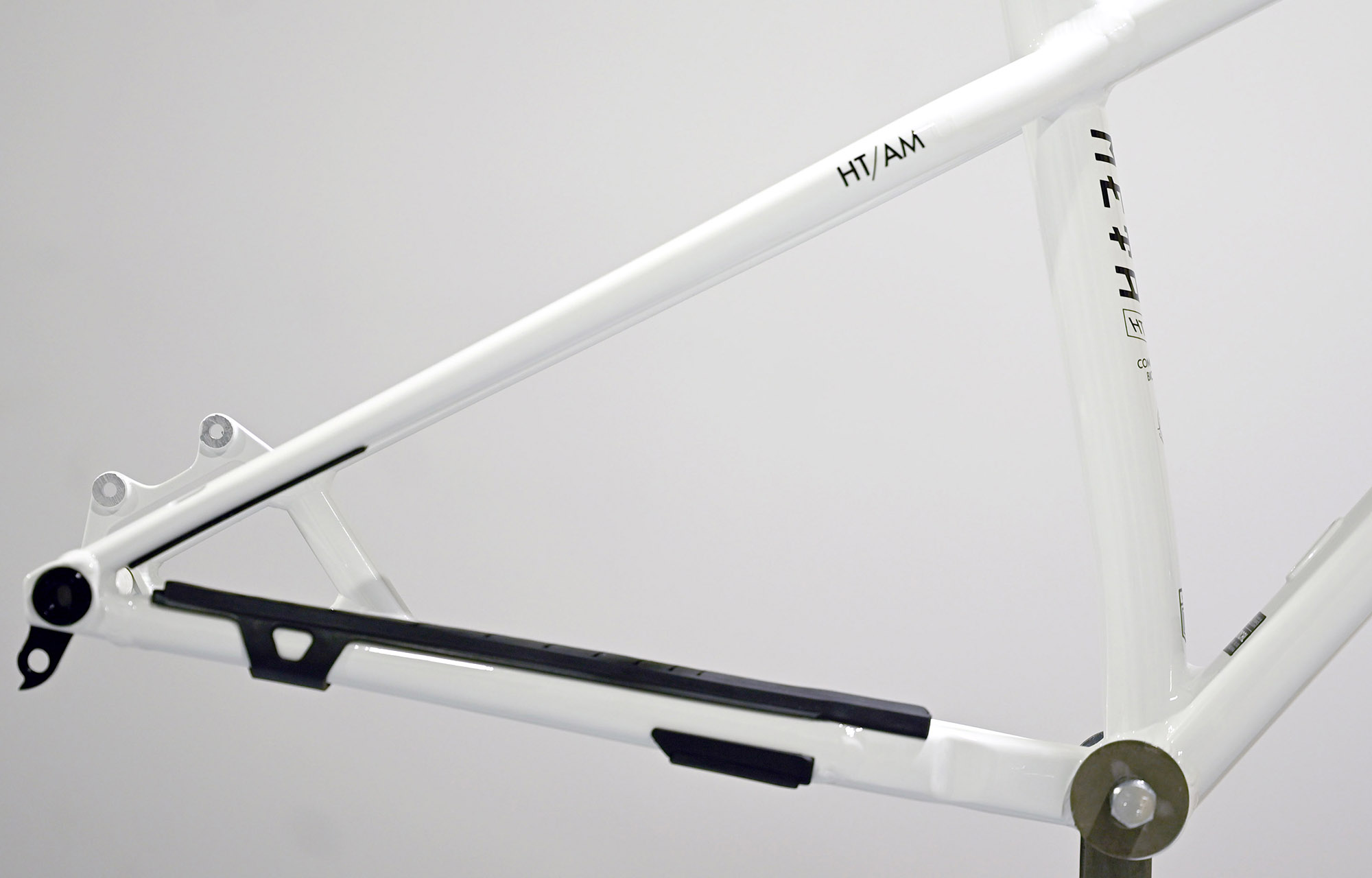 FRAME COMMENCAL META HT AM PURE WHITE - S (22232001) image cover number large 0