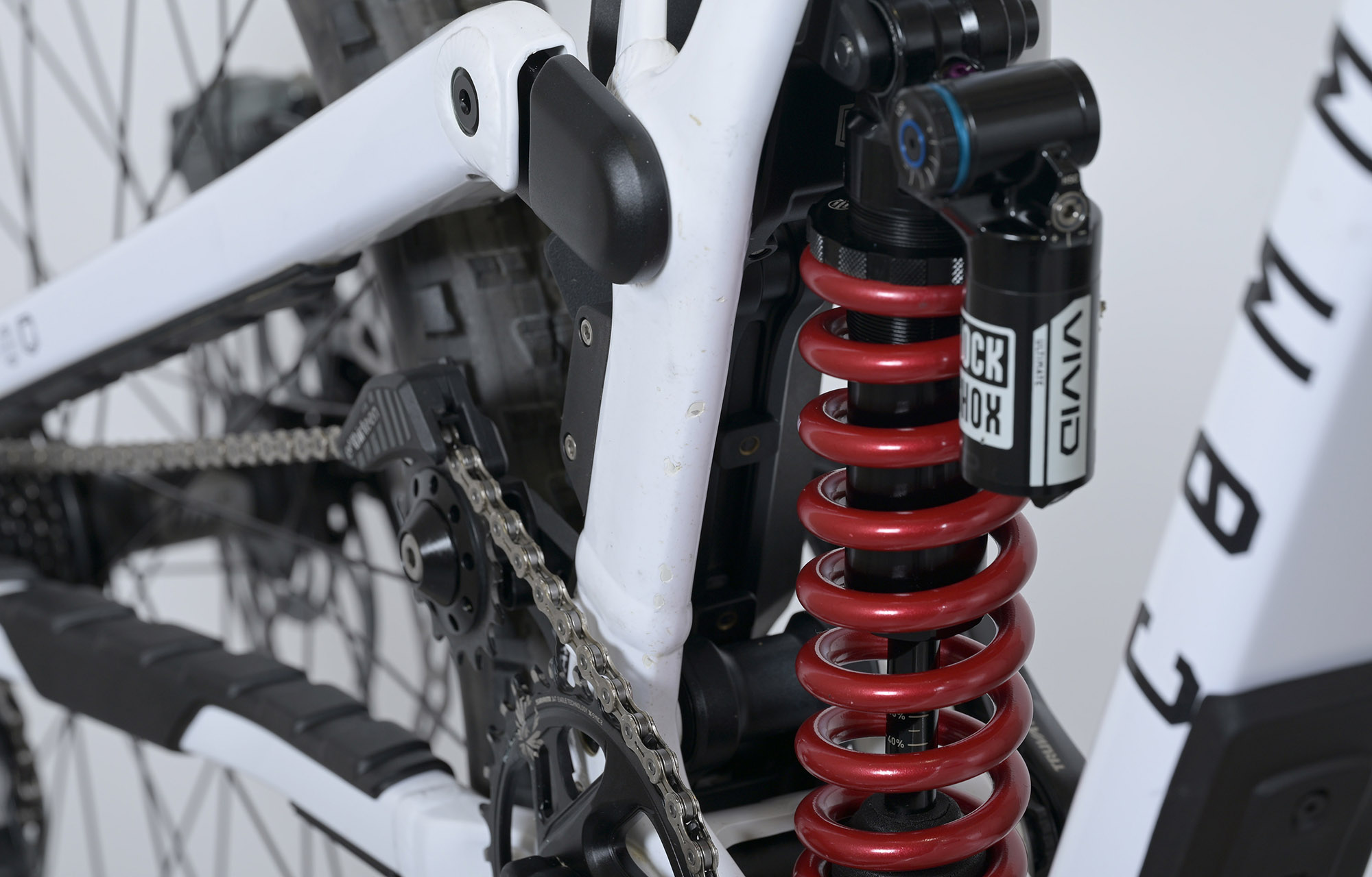 COMMENCAL SUPREME DH V5 ROCKSHOX PURE WHITE - L (24157103) image cover number large 8
