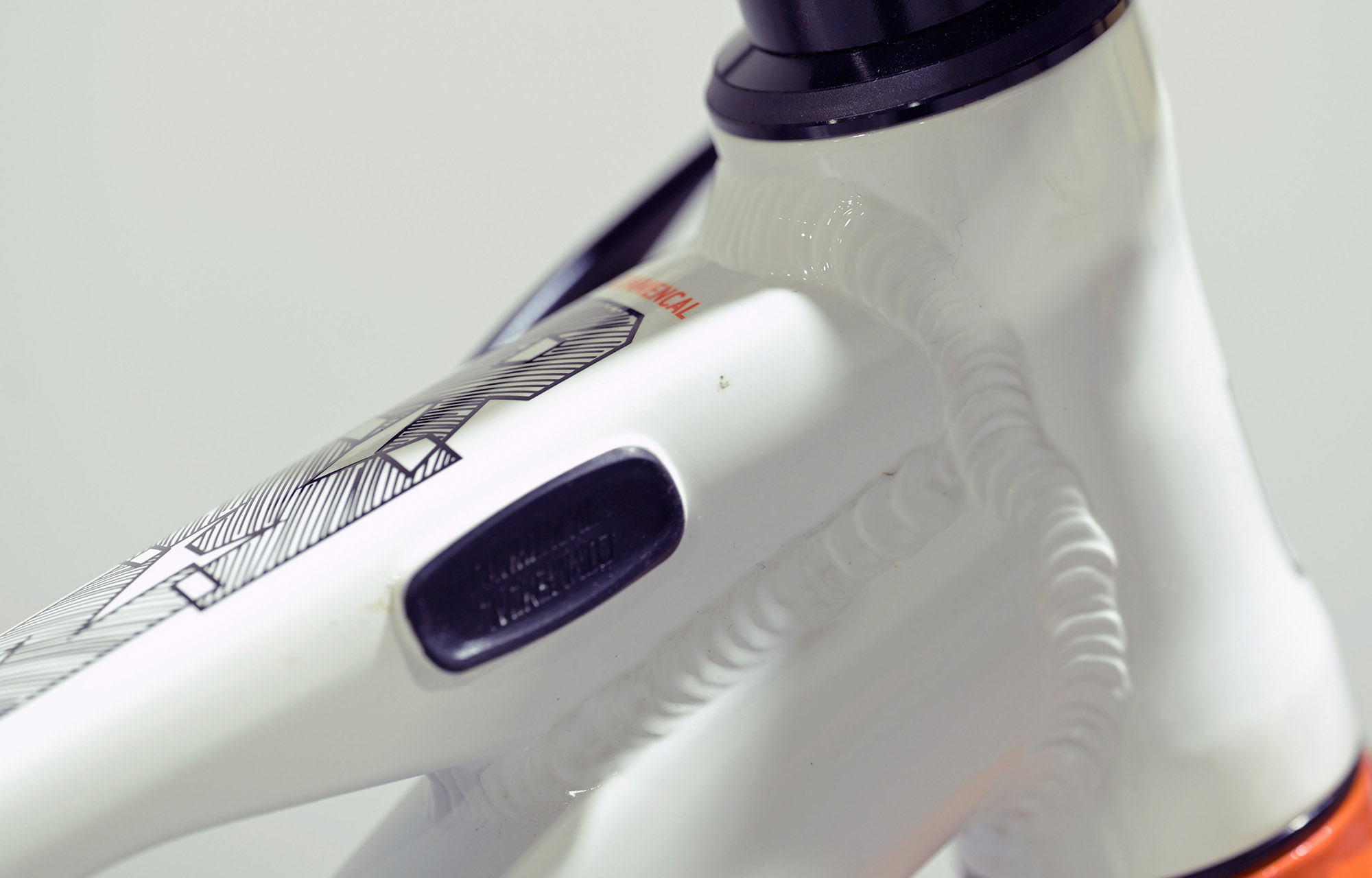 COMMENCAL RAMONES 24 TRIGGER SHIFTER PURE WHITE - (23177892) image cover number large 12