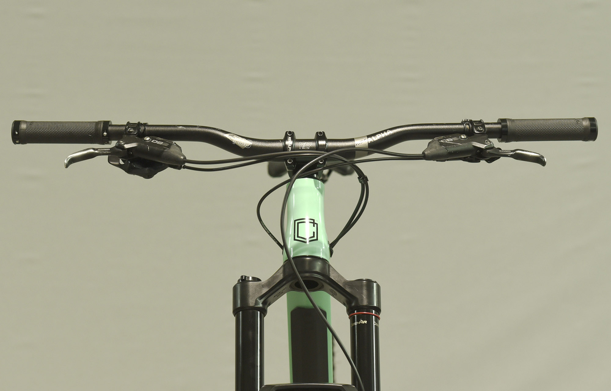 COMMENCAL CLASH RIDE EMERALD GREEN NEW ROCKSHOX - M (23130102) image number null