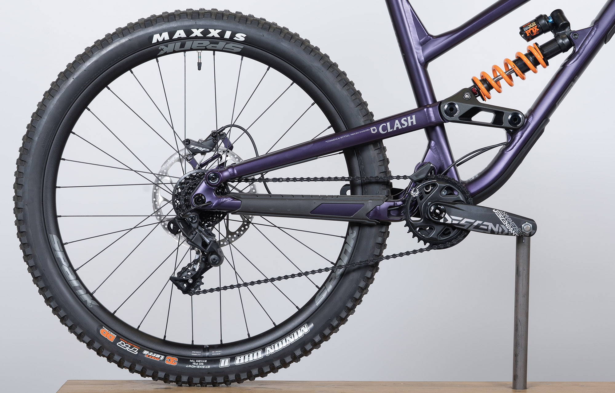 COMMENCAL CLASH PARK EDITION METALLIC PURPLE - L (22131703) image cover number large 0