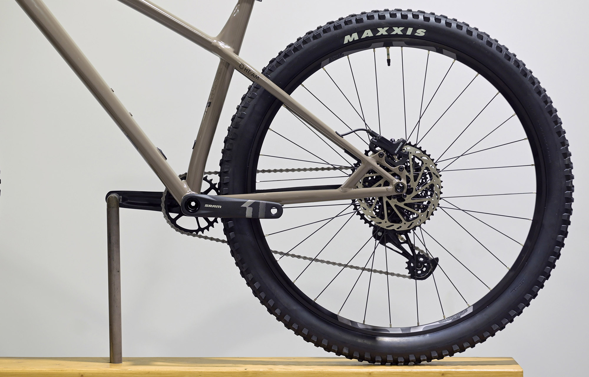 COMMENCAL META HT AM RIDE DIRT - L (22130103) image cover number large 6