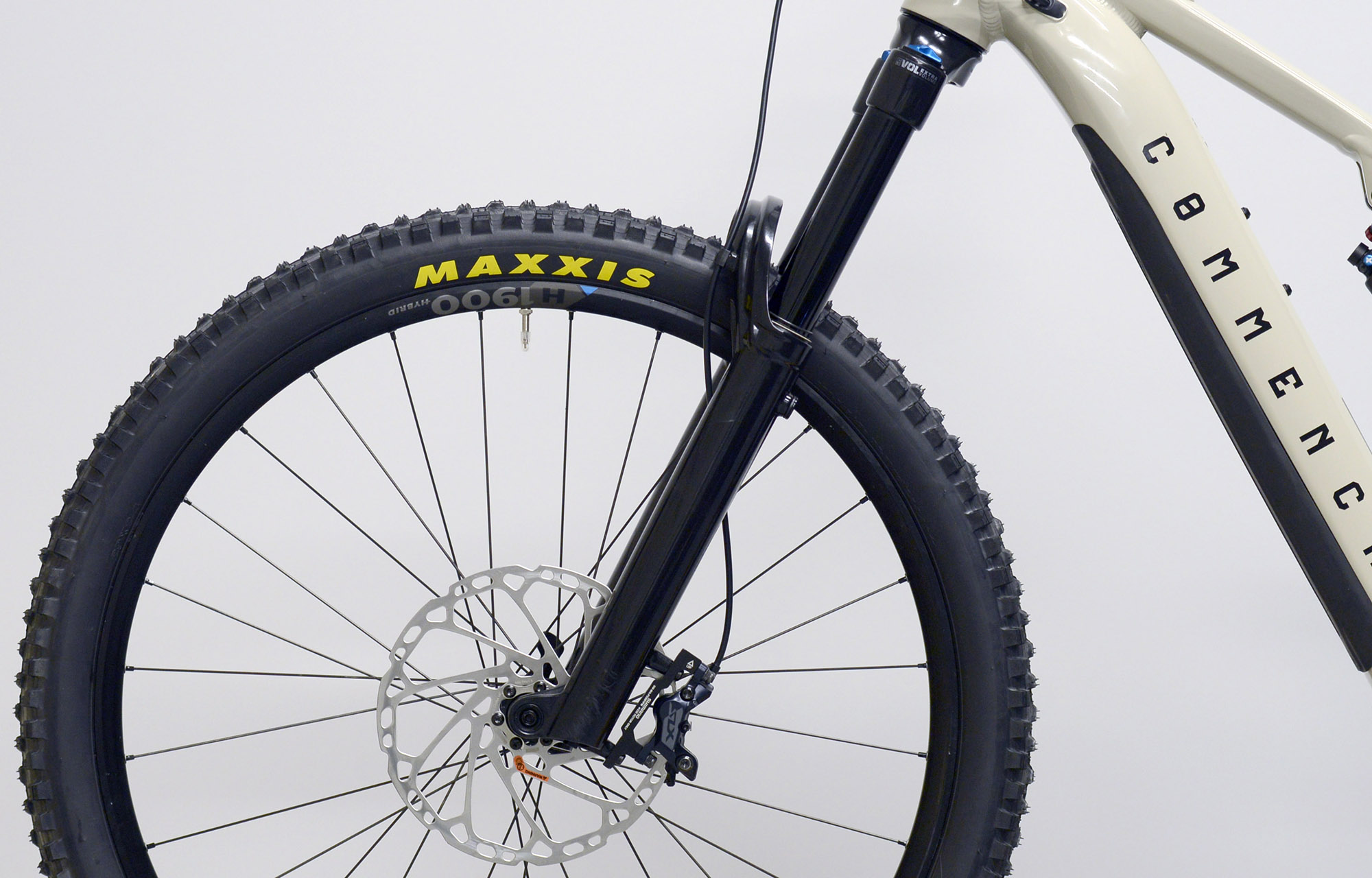 COMMENCAL META POWER SX BOSCH ESSENTIAL CHALK - M (22135902) 615 km image number null