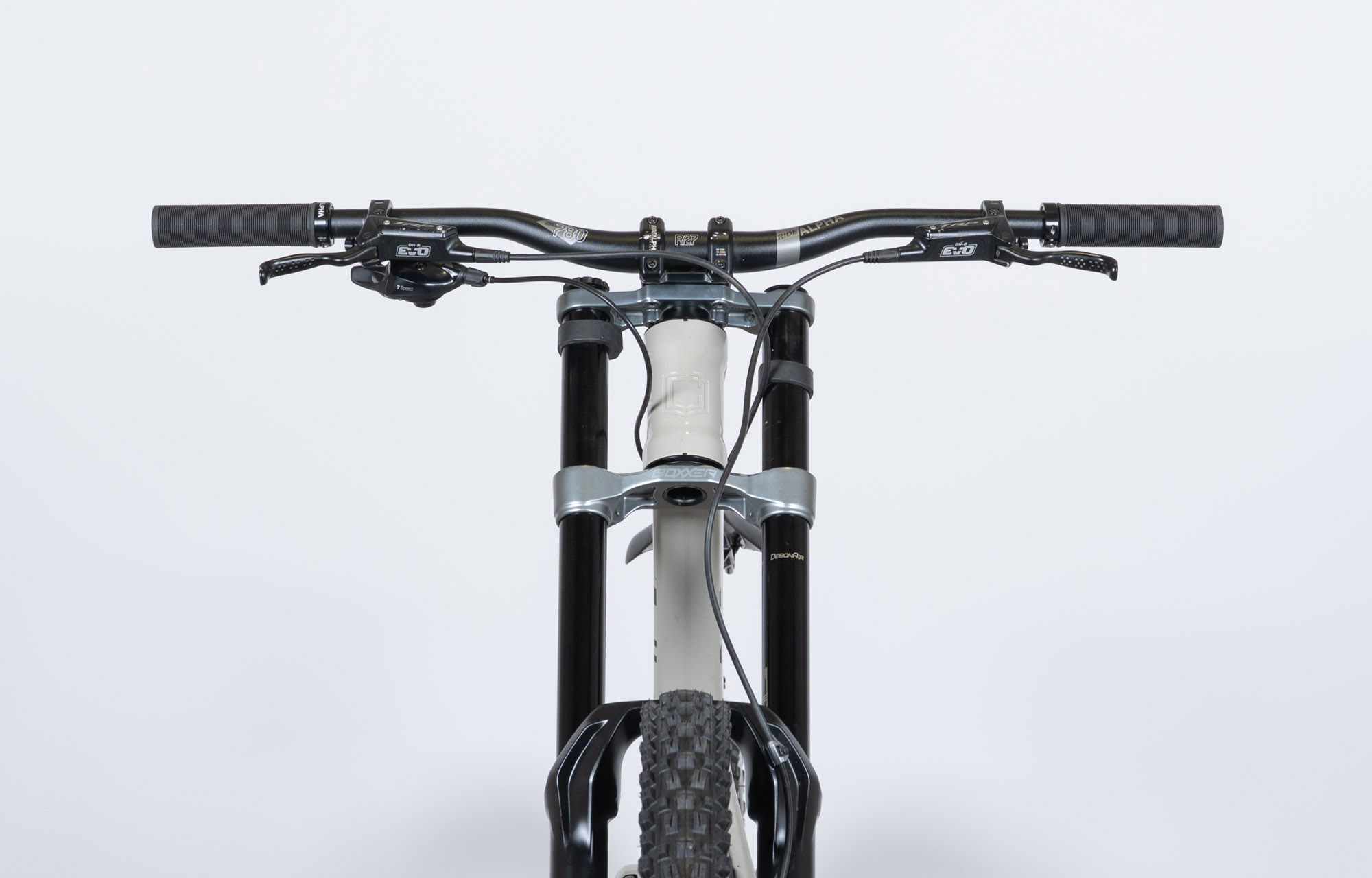 COMMENCAL SUPREME DH V5 RIDE CHALK - L (23150003) image cover number large 2