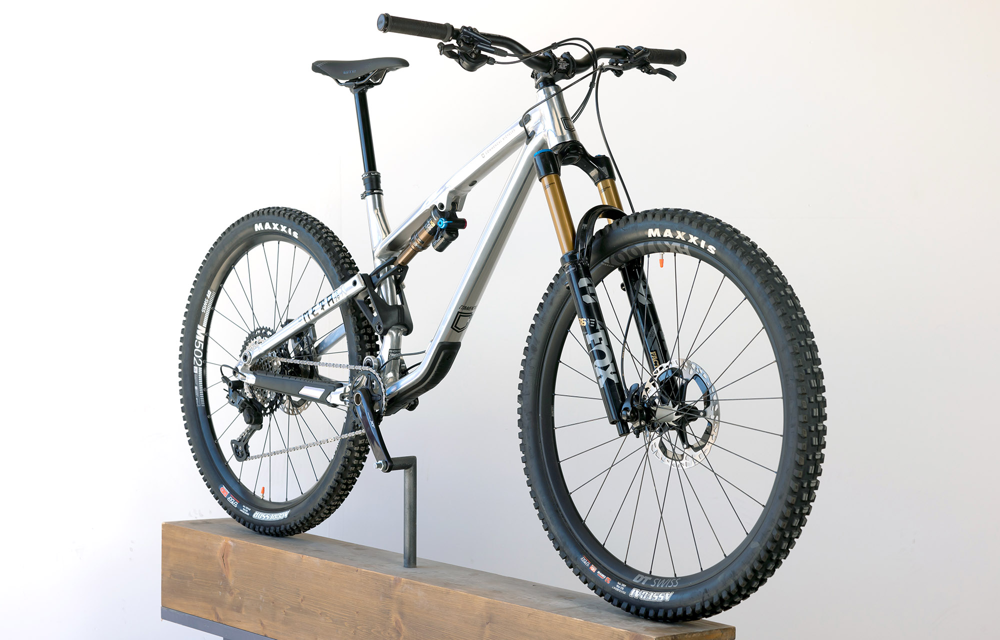 COMMENCAL META TR 29 SIGNATURE HIGH POLISHED - L (21120403) image number null