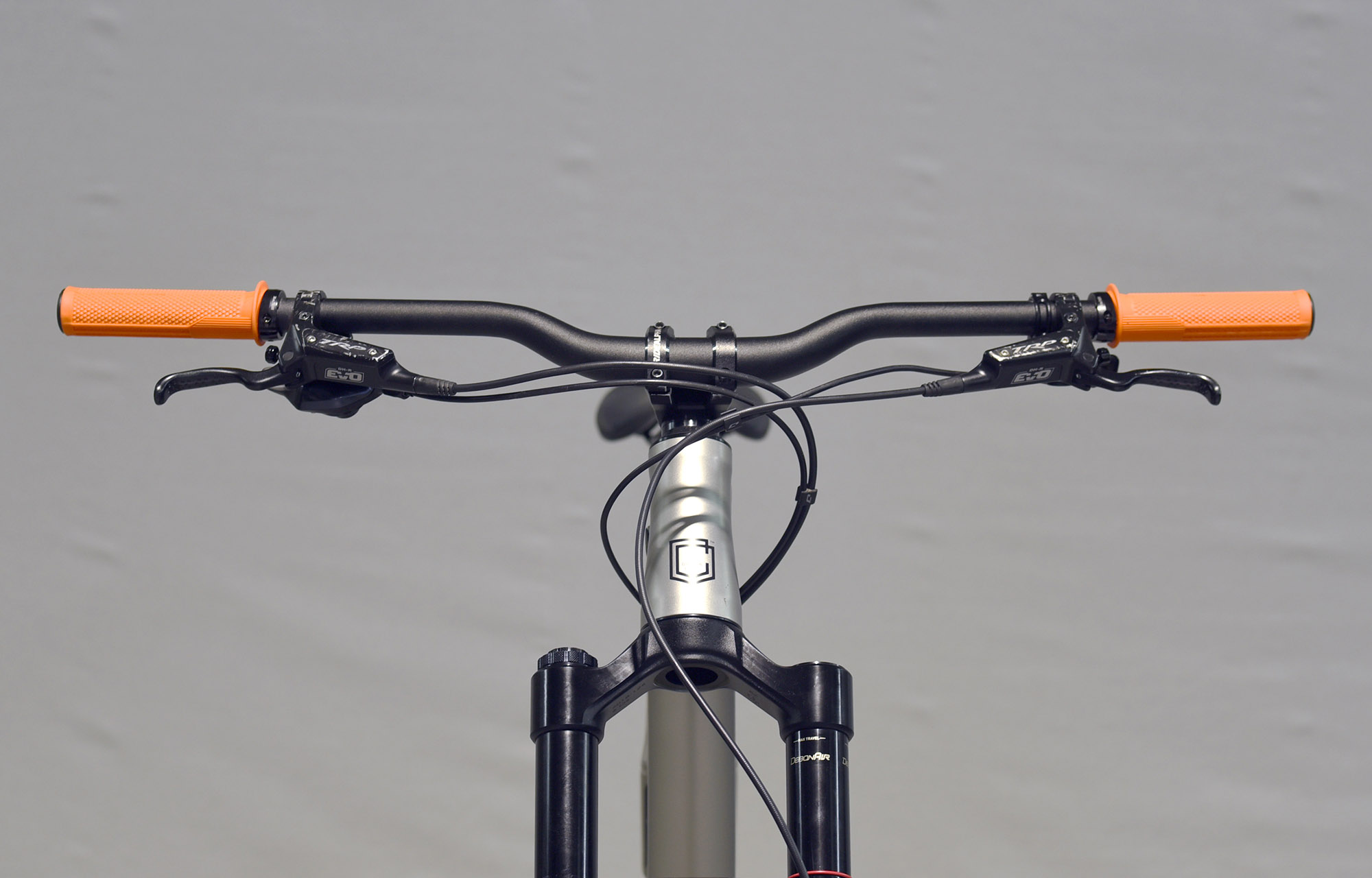 COMMENCAL META SX RACE SILVER - M (22130802) image number null