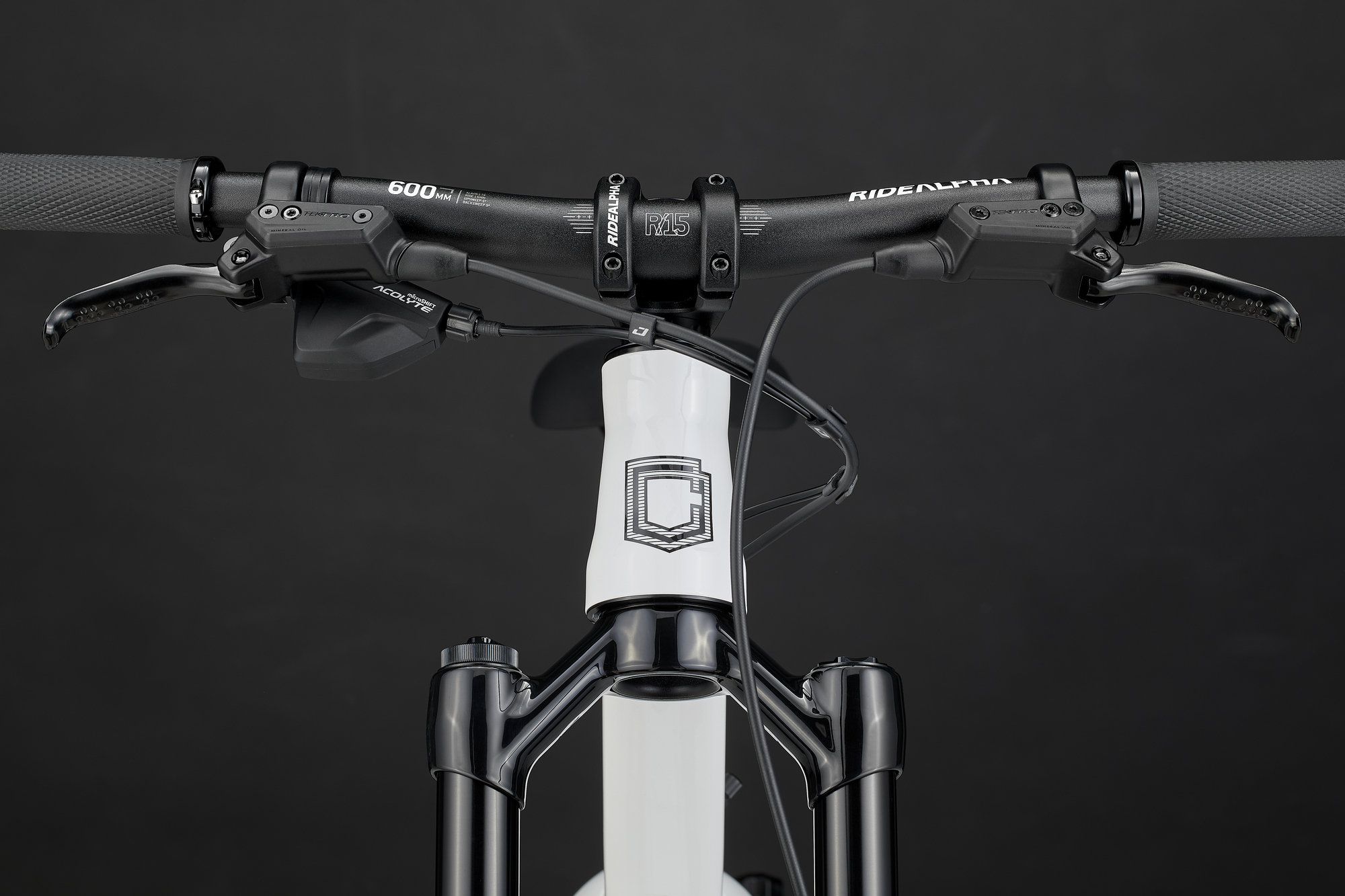 COMMENCAL CLASH 20 PURE WHITE 2027 image large number 4