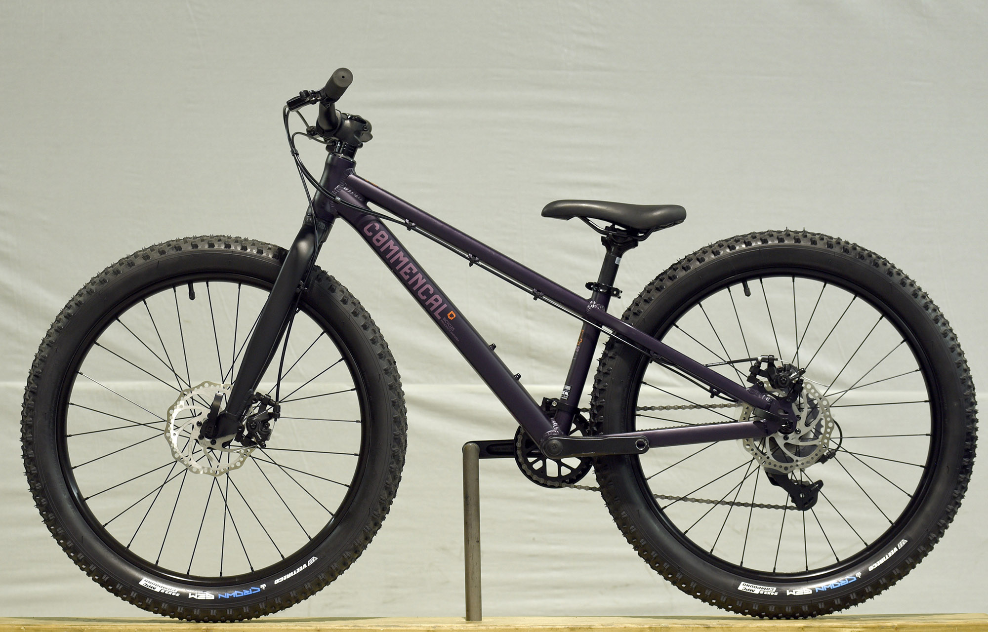 COMMENCAL RAMONES 24 PURPLE - (22172400) image number null