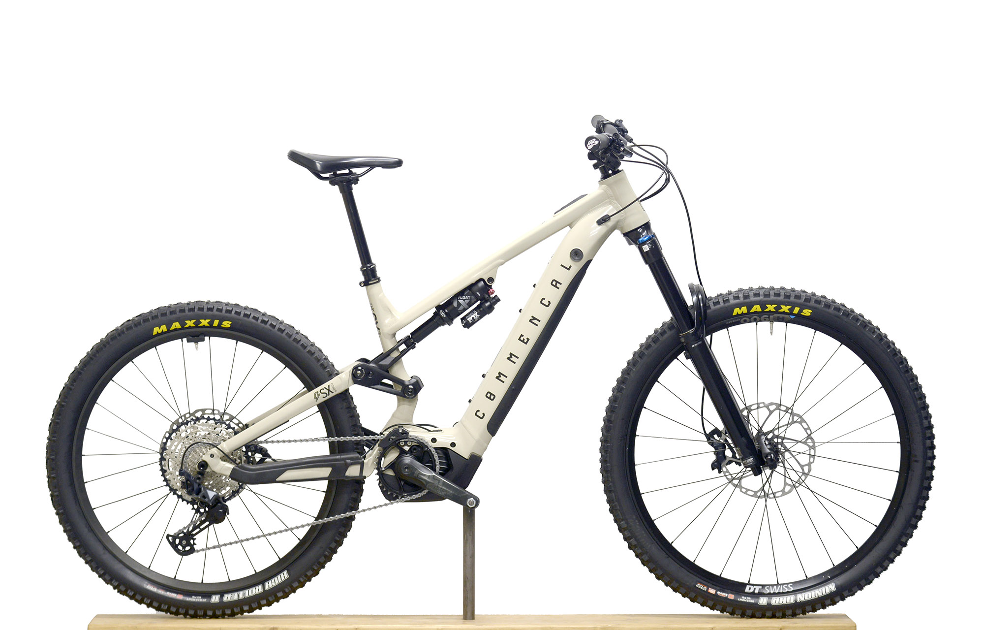 COMMENCAL META POWER SX BOSCH ESSENTIAL CHALK - M (22135902) 615 km image number null