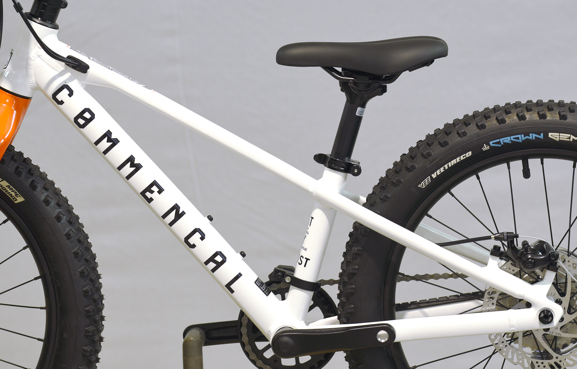 COMMENCAL RAMONES 20 REVOSHIFT PURE WHITE - (23177852) image number null