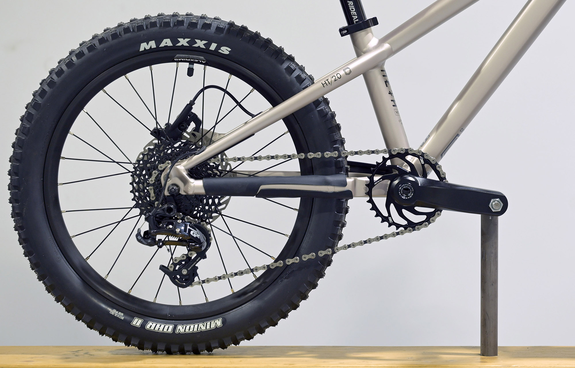 COMMENCAL META HT 20 CHAMPAGNE - (22170100) image cover number large 0