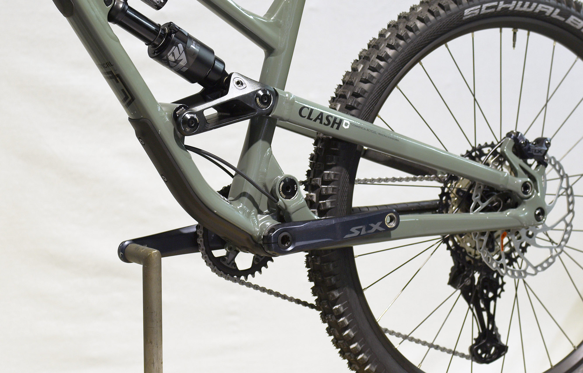 COMMENCAL CLASH ESSENTIAL KESWICK GREEN - S (22131401) image number null