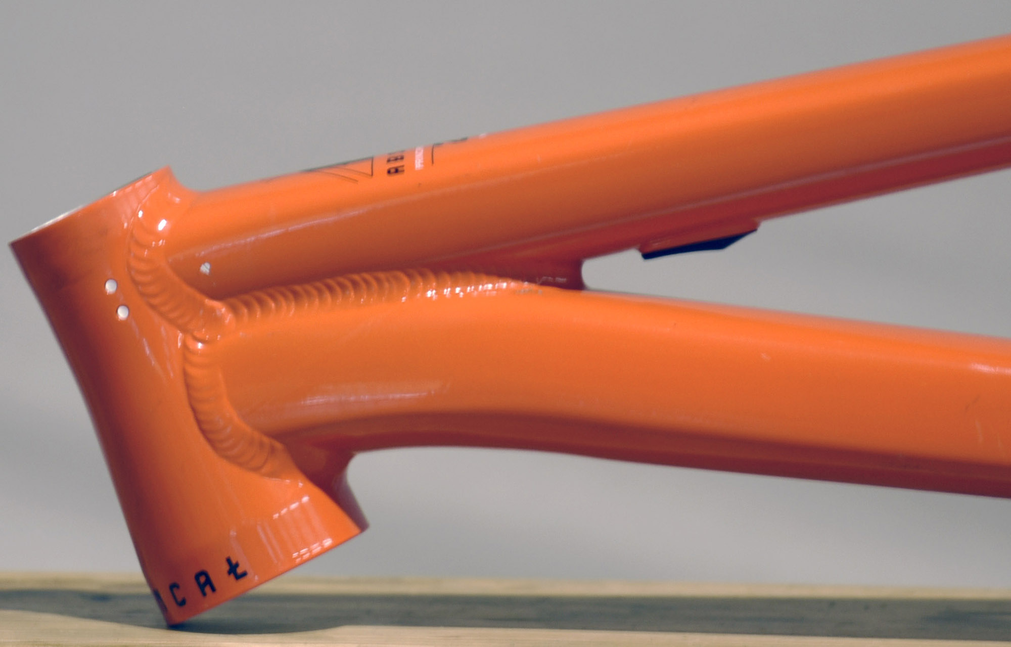 FRAME COMMENCAL ABSOLUT 24 ORANGE - (21240200) image number null