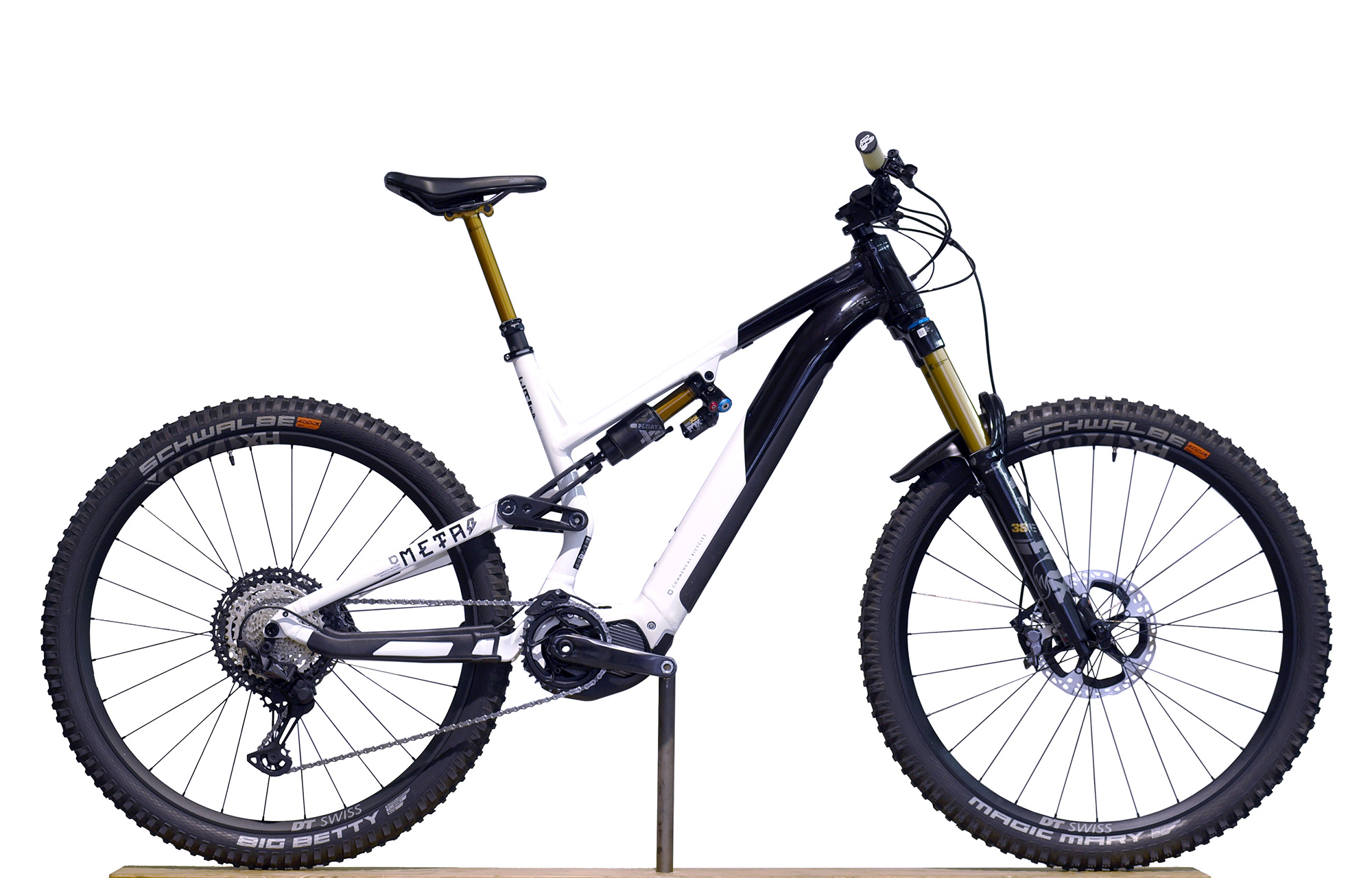 COMMENCAL META POWER SHIMANO 29 SIGNATURE BLACK & WHITE - L (21180703) 60 km image number null