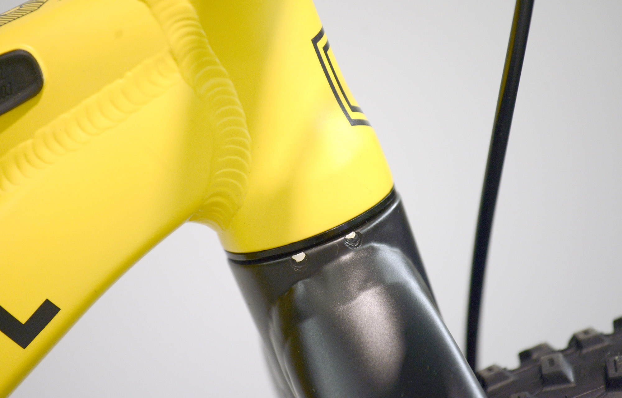 COMMENCAL RAMONES TRIGGER SHIFTER OHLINS YELLOW - 24 (23177893) image number null