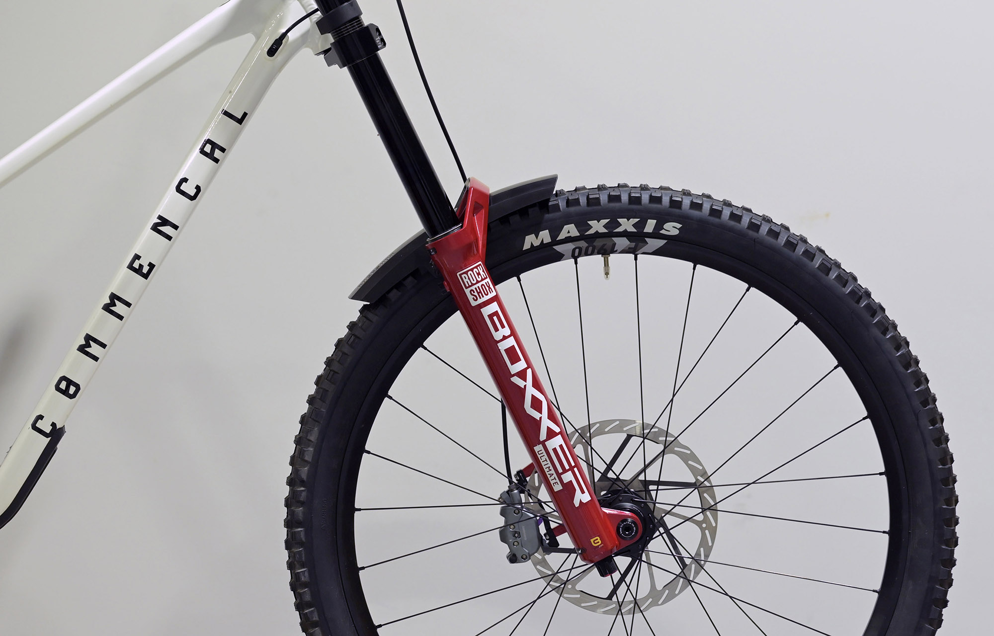 COMMENCAL SUPREME DH V5 ROCKSHOX PURE WHITE - L (24157103) image cover number large 1