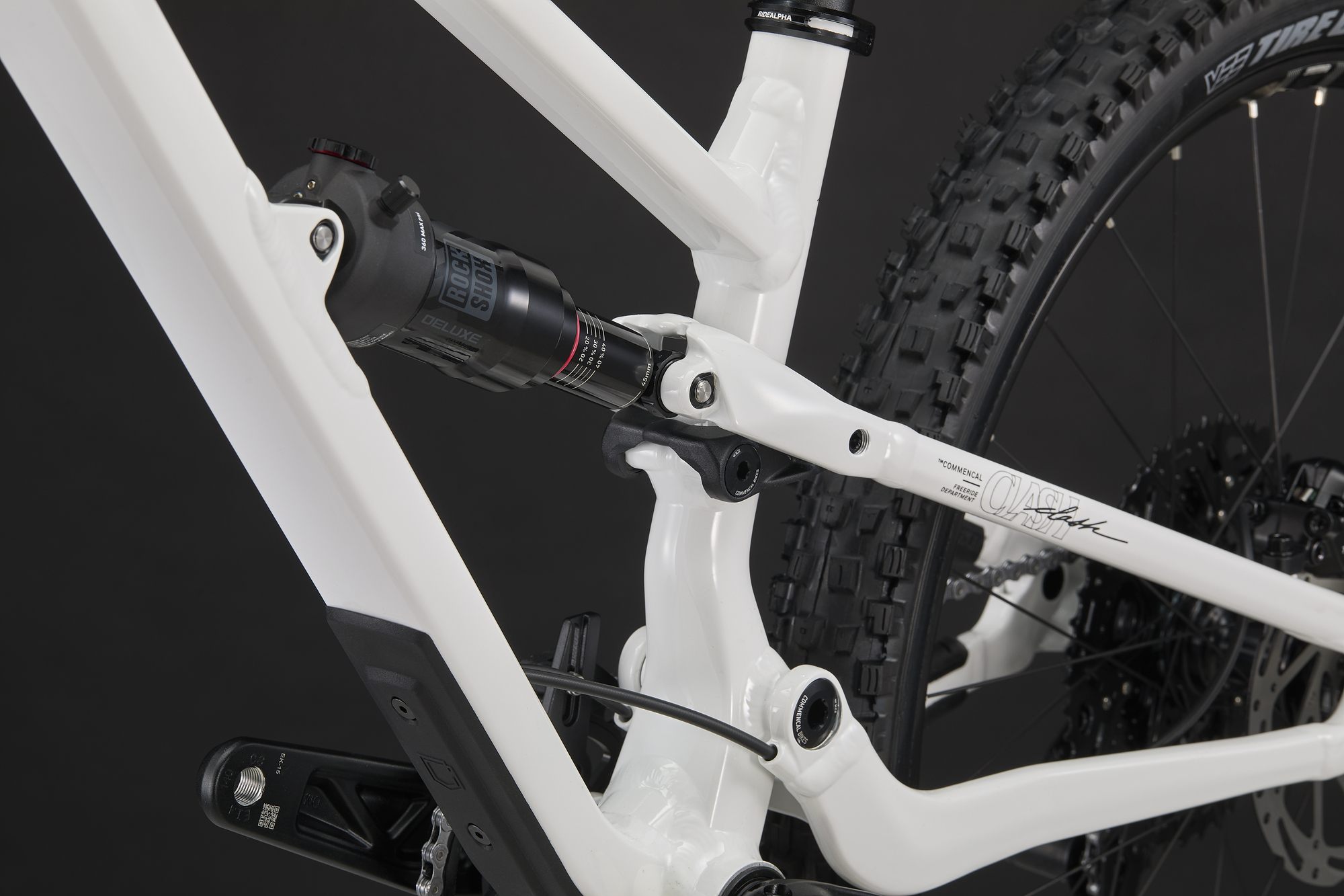 COMMENCAL CLASH 24 PURE WHITE 2027 image large number 8