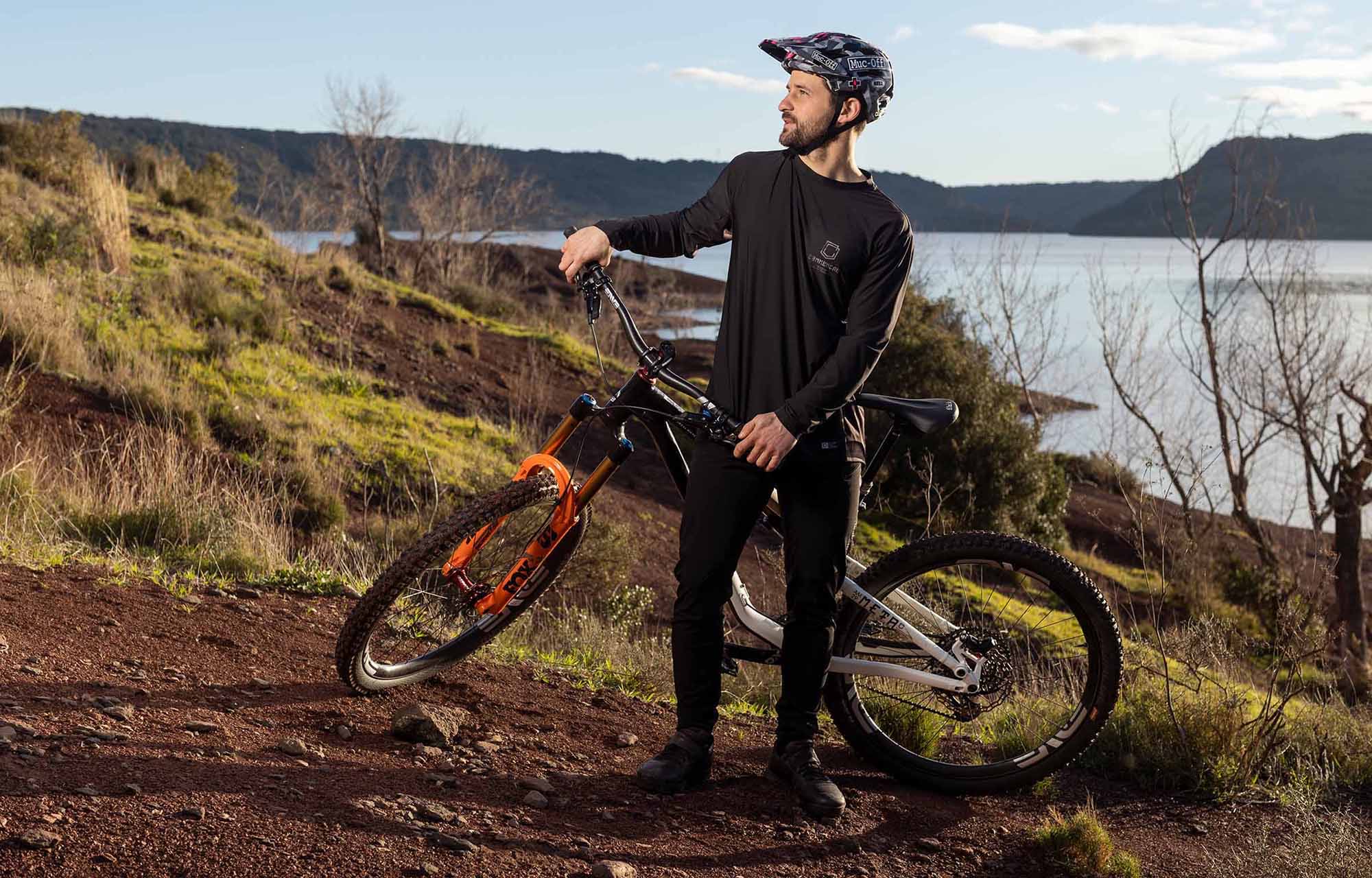 COMMENCAL SHORT SLEEVE JERSEY BASIC BLACK image number 4