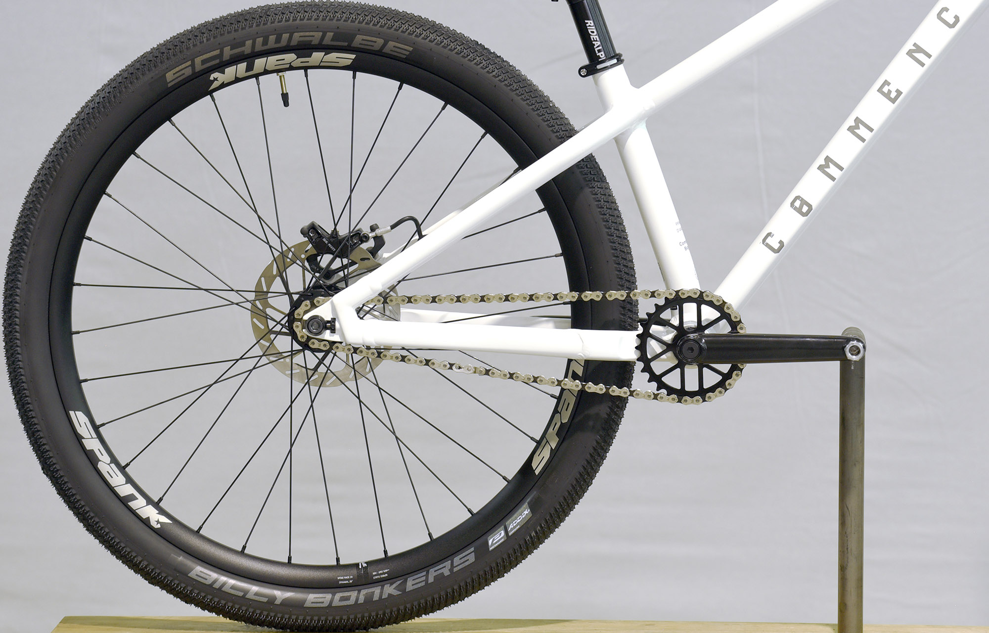 COMMENCAL ABSOLUT RS PURE WHITE - M (22140502) image number null