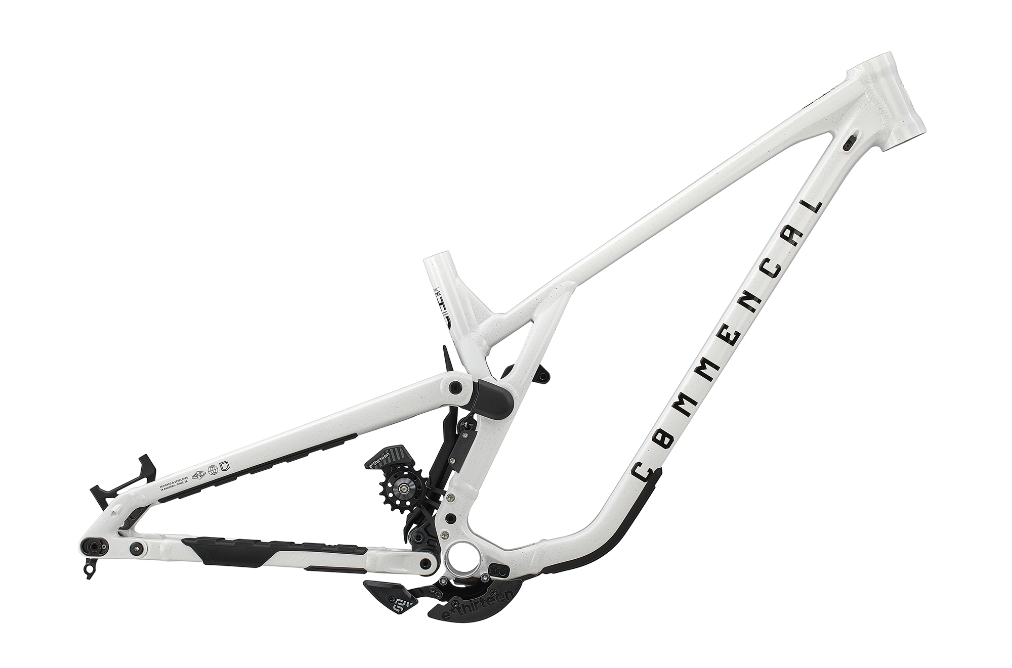 CUADRO COMMENCAL SUPREME DH V5 GLITTERY WHITE image number null