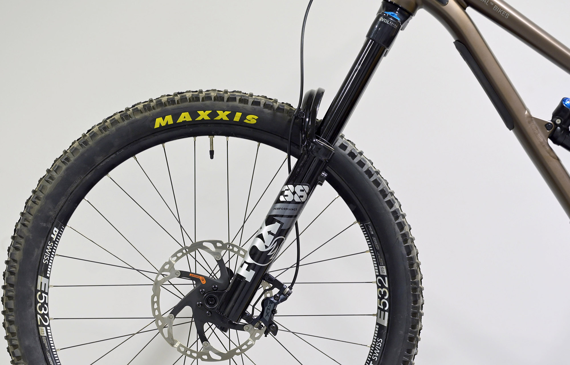 COMMENCAL CLASH ESSENTIAL FROZEN BROWN - M (22134502) image cover number large 6