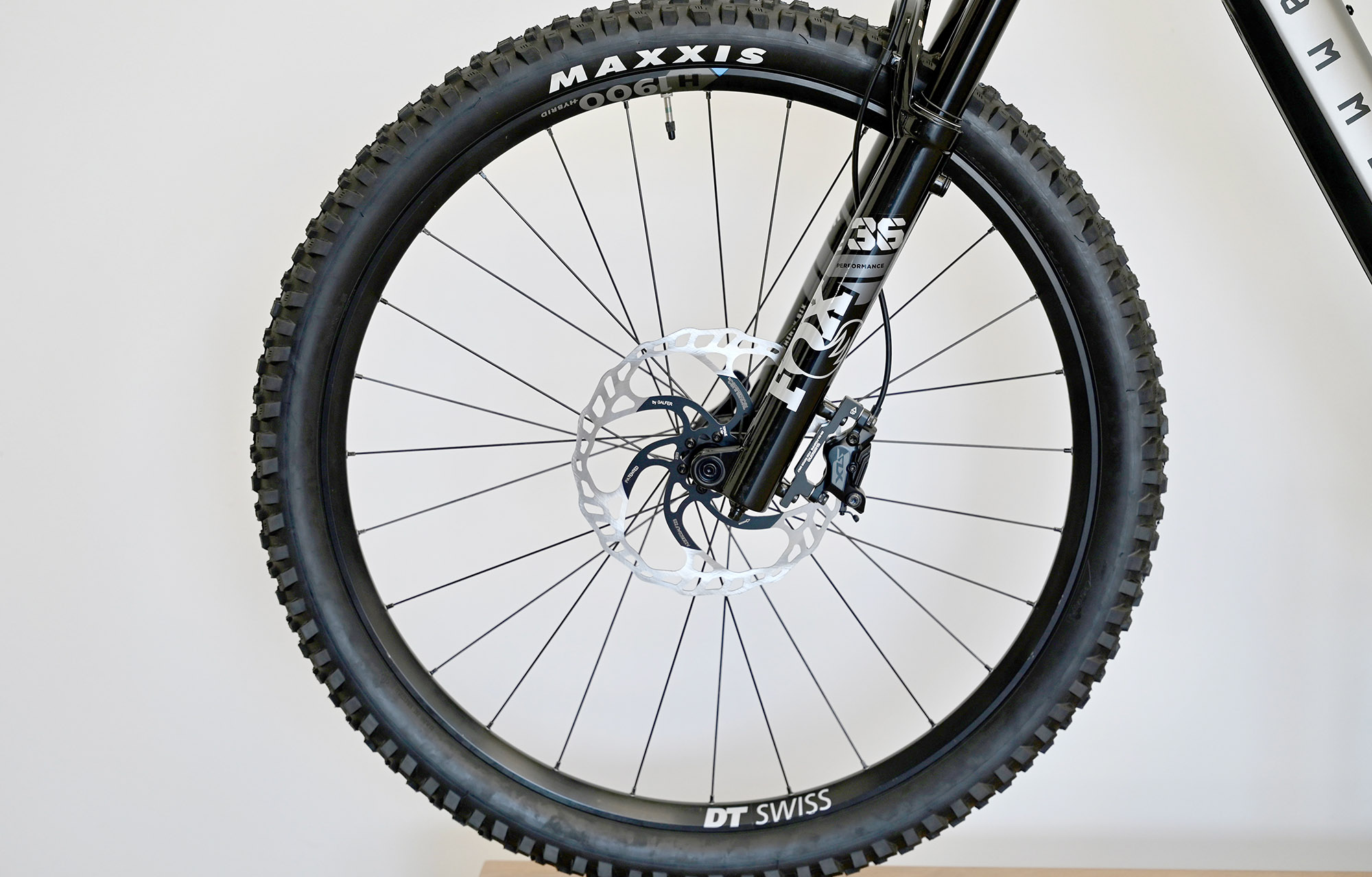 COMMENCAL META POWER TR BOSCH ESSENTIAL SILVER - M (22180202) image cover number large 8