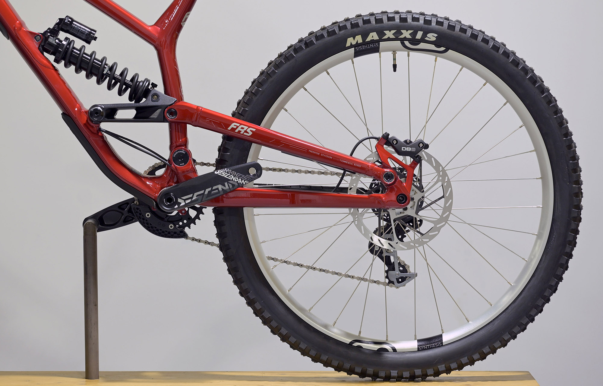 COMMENCAL FRS WHISTLER EDITION 2 - M (24158402) image cover number large 5