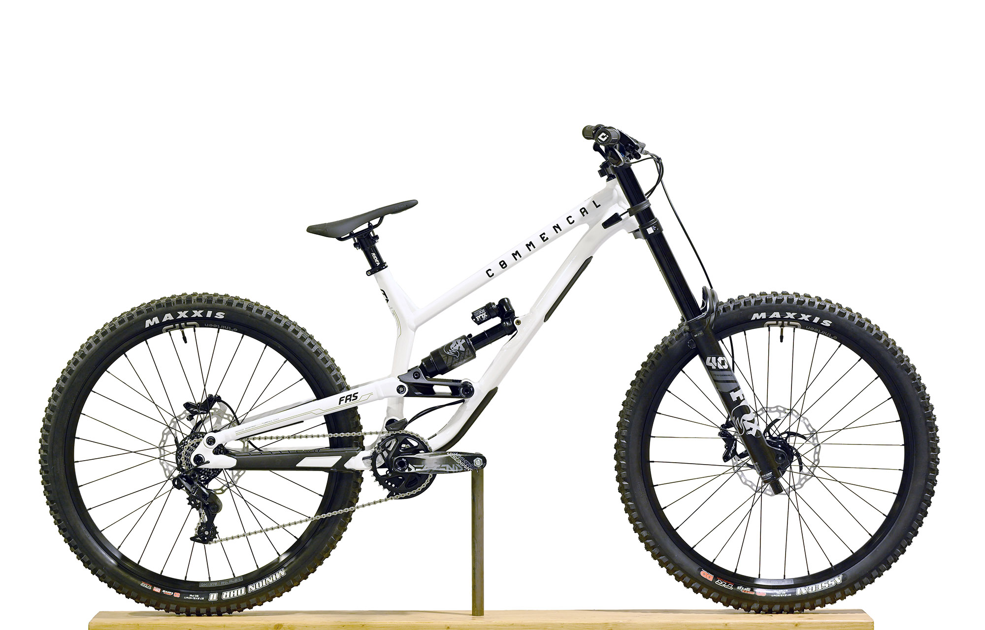 COMMENCAL FRS ESSENTIAL PURE WHITE - M (22150502) image number null