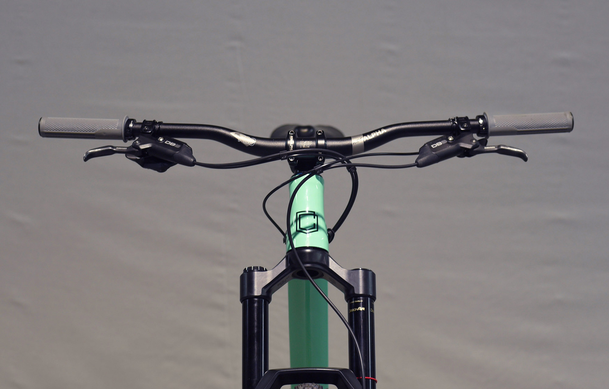 COMMENCAL CLASH RIDE EMERALD  GREEN NEW ROCKSHOX - M (23130102) image number null
