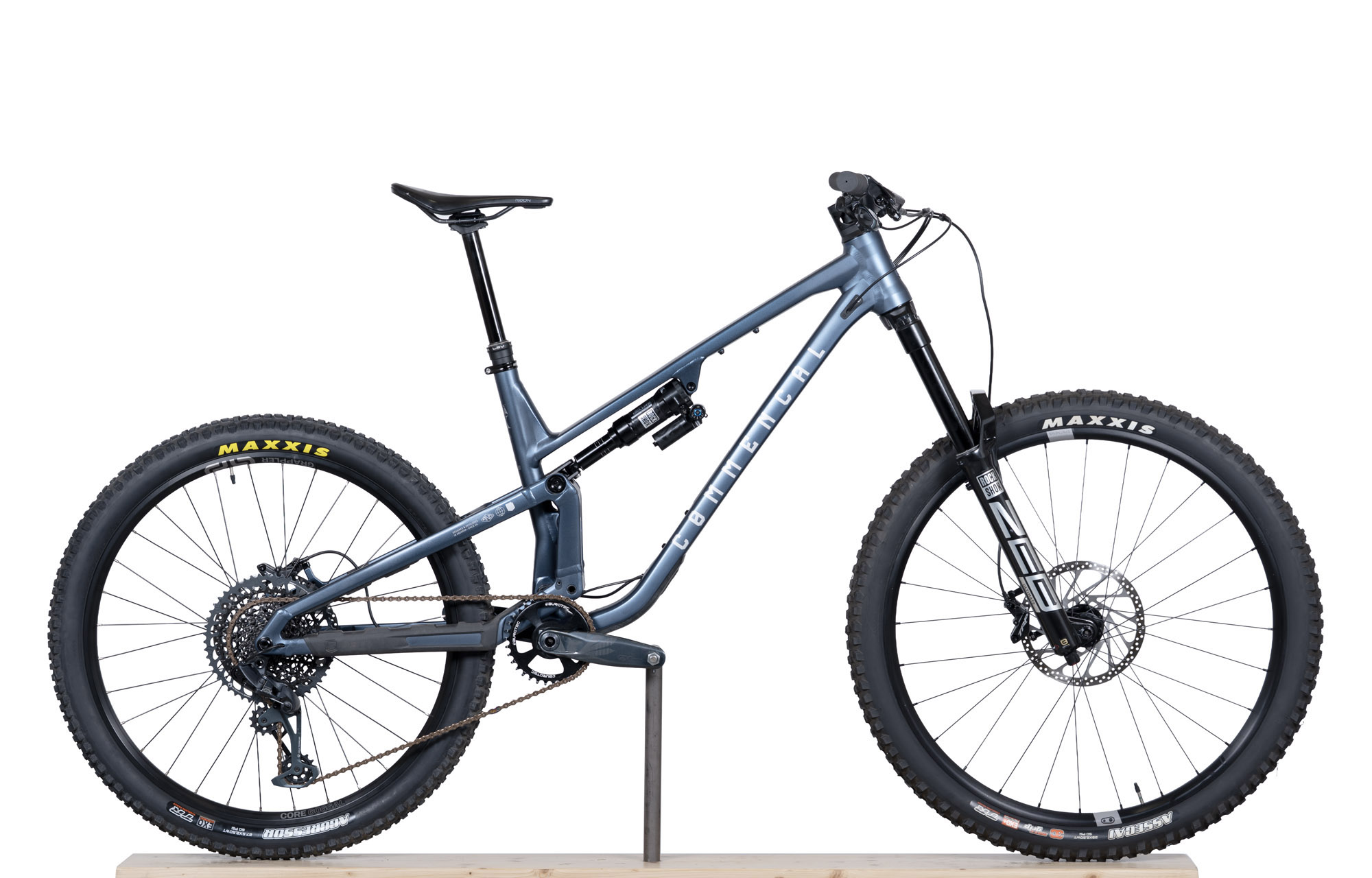 COMMENCAL META SX V5 RACE SPARKLY BLUE - L (23131703) image number null