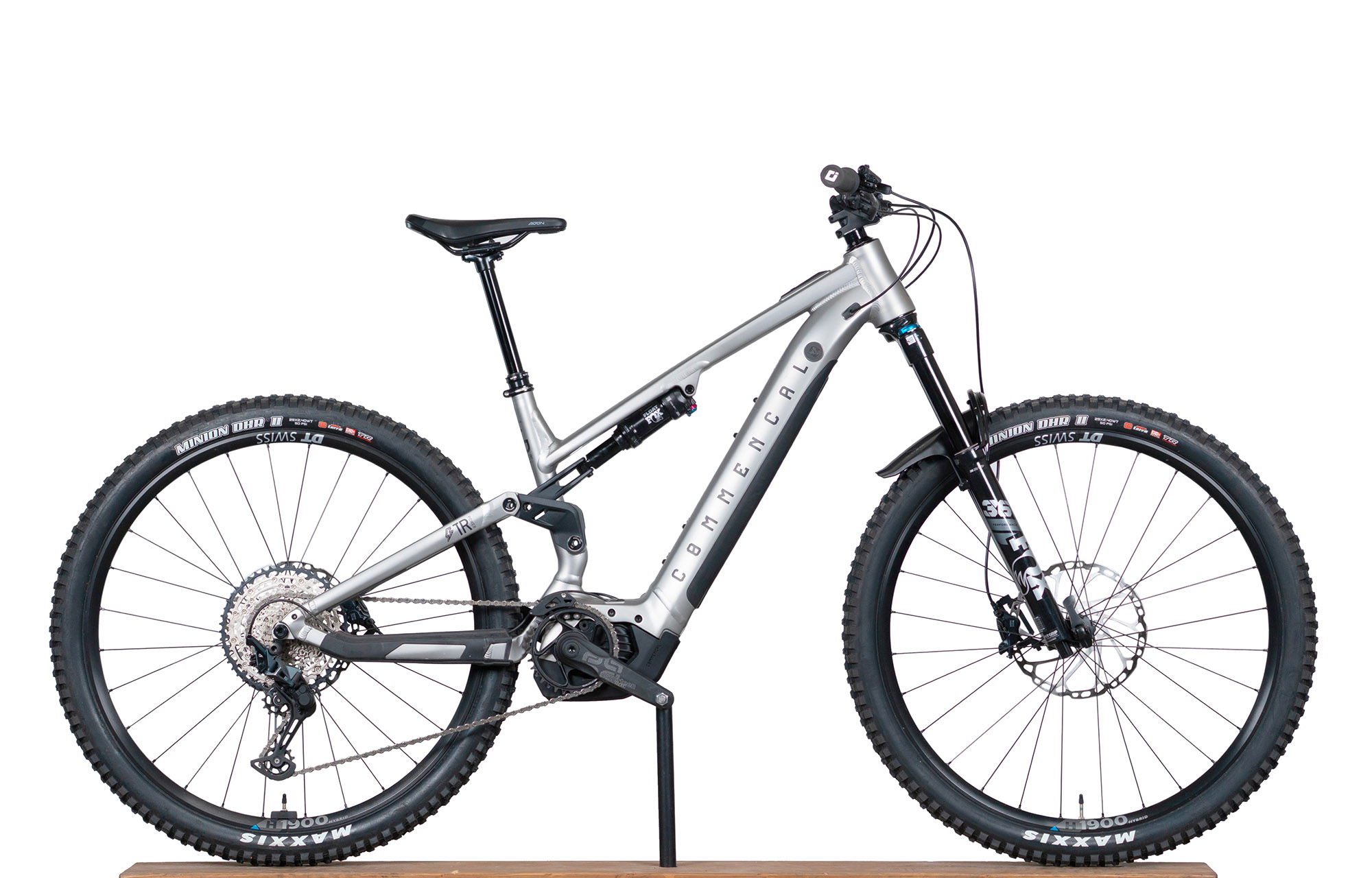 COMMENCAL META POWER TR BOSCH ESSENTIAL SILVER - M (22180202) 43m image number null