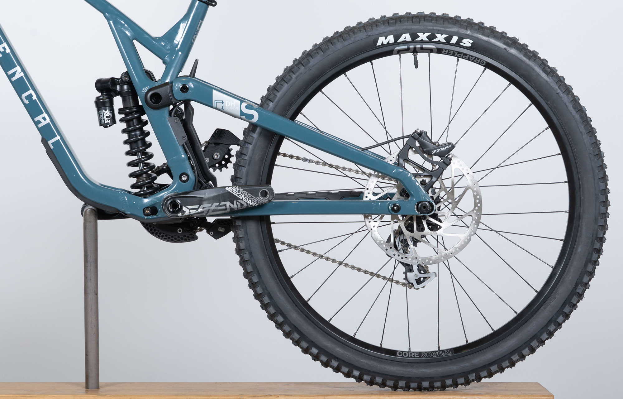 COMMENCAL SUPREME DH V5 ESSENTIAL AQUA BLUE - L (23150103) image cover number large 3