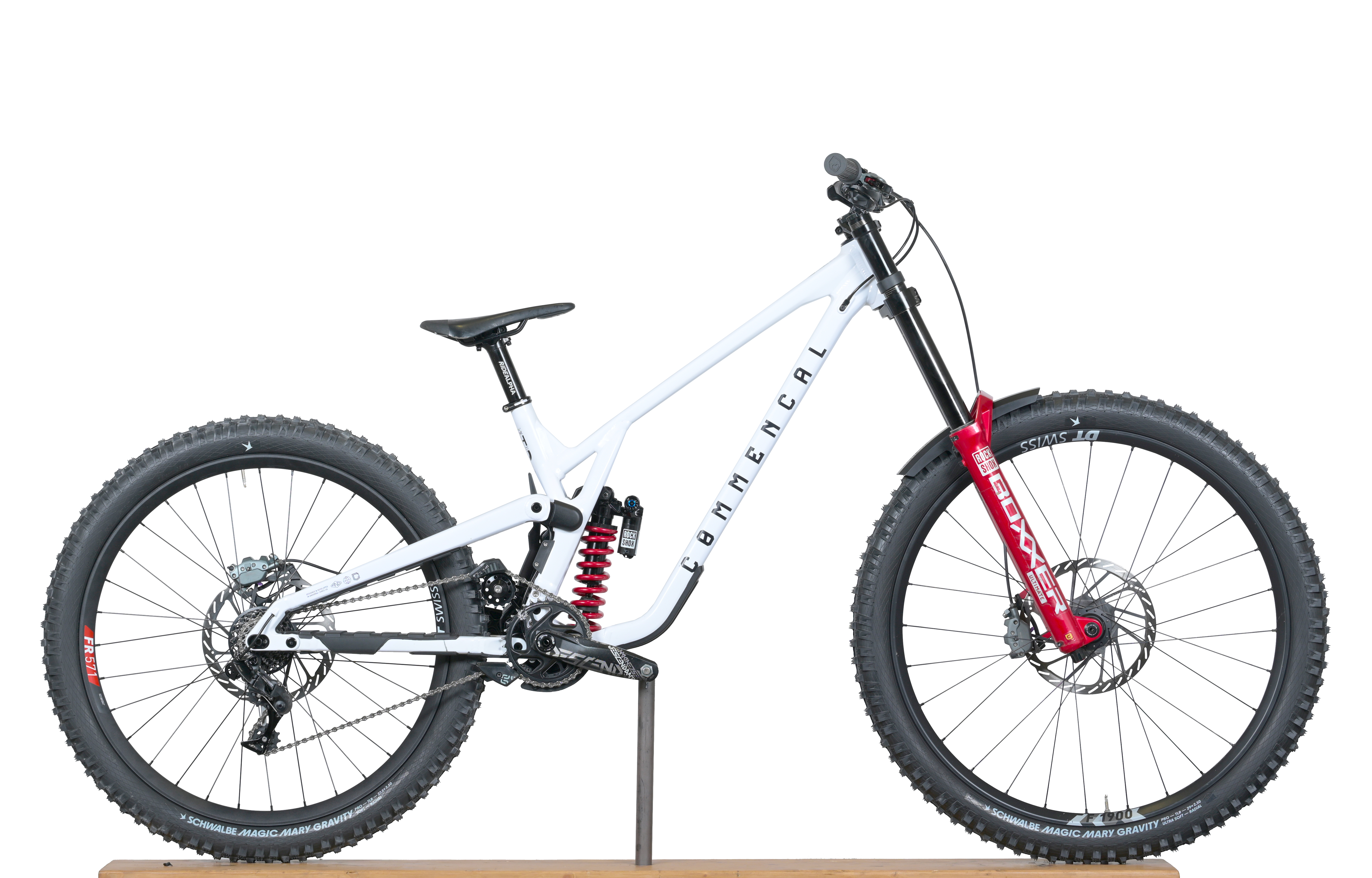 COMMENCAL SUPREME DH V5 ROCKSHOX PURE WHITE - L (24157103) image number null