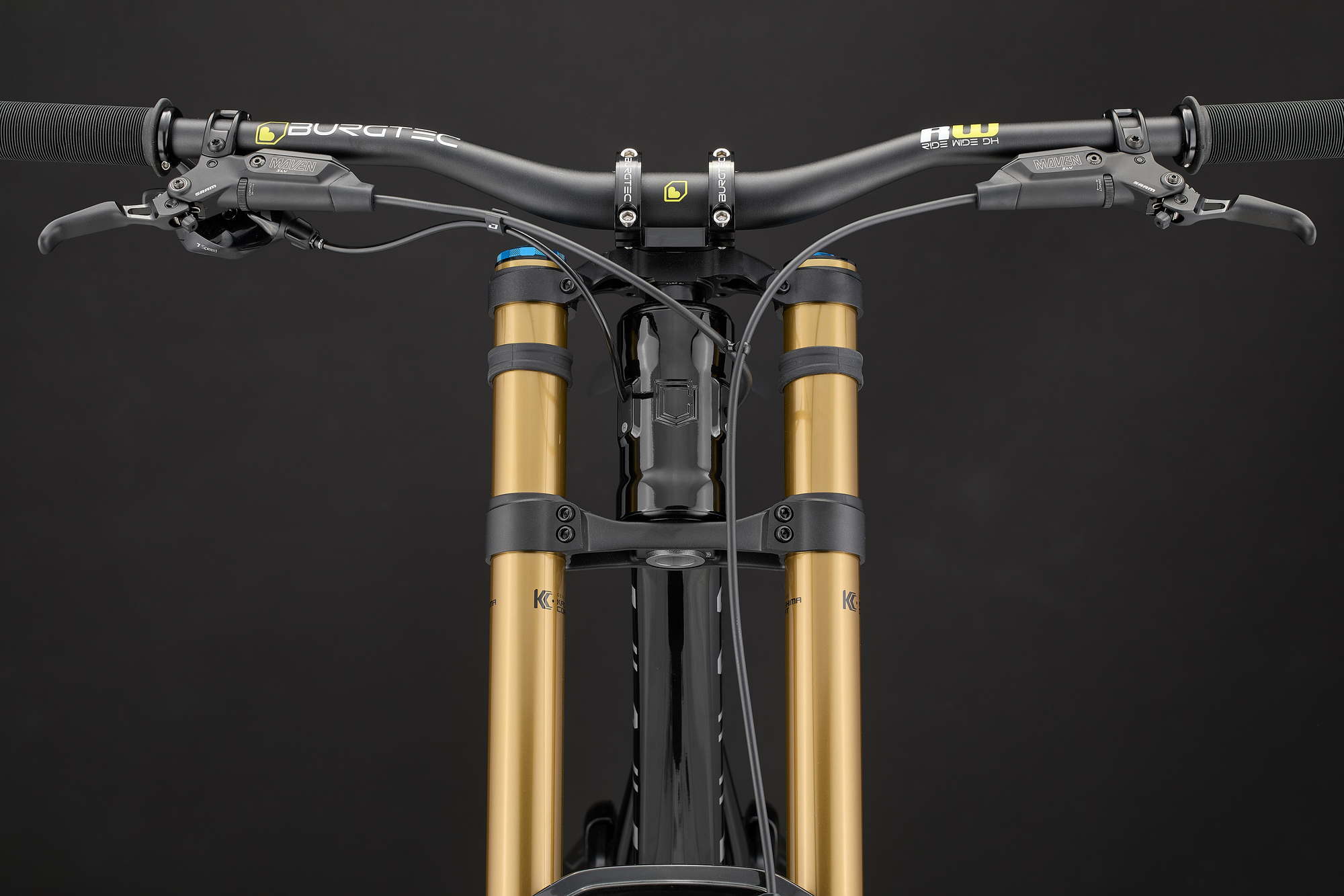 COMMENCAL SUPREME DH V5.2 SIGNATURE PURE BLACK 2027 image large number 4