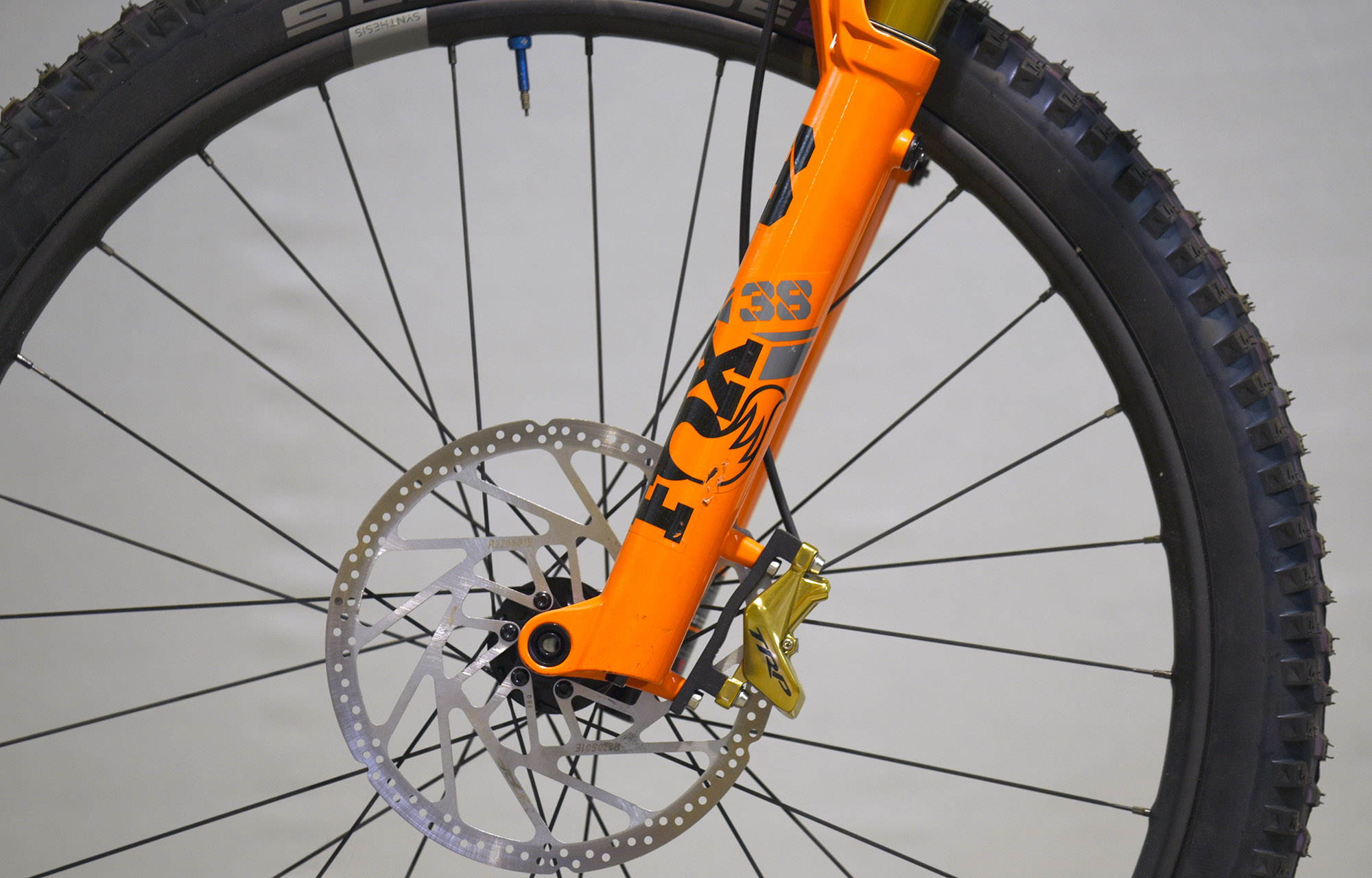 COMMENCAL META POWER TR BOSCH CLEAR SILVER [COMMENCAL TEAM] ALC - M (23100060) 29km image number null