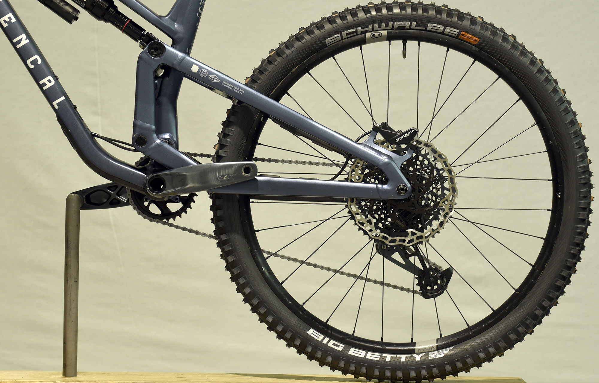 COMMENCAL META SX V5 RACE SPARKLY BLUE - M (23131702) image number null